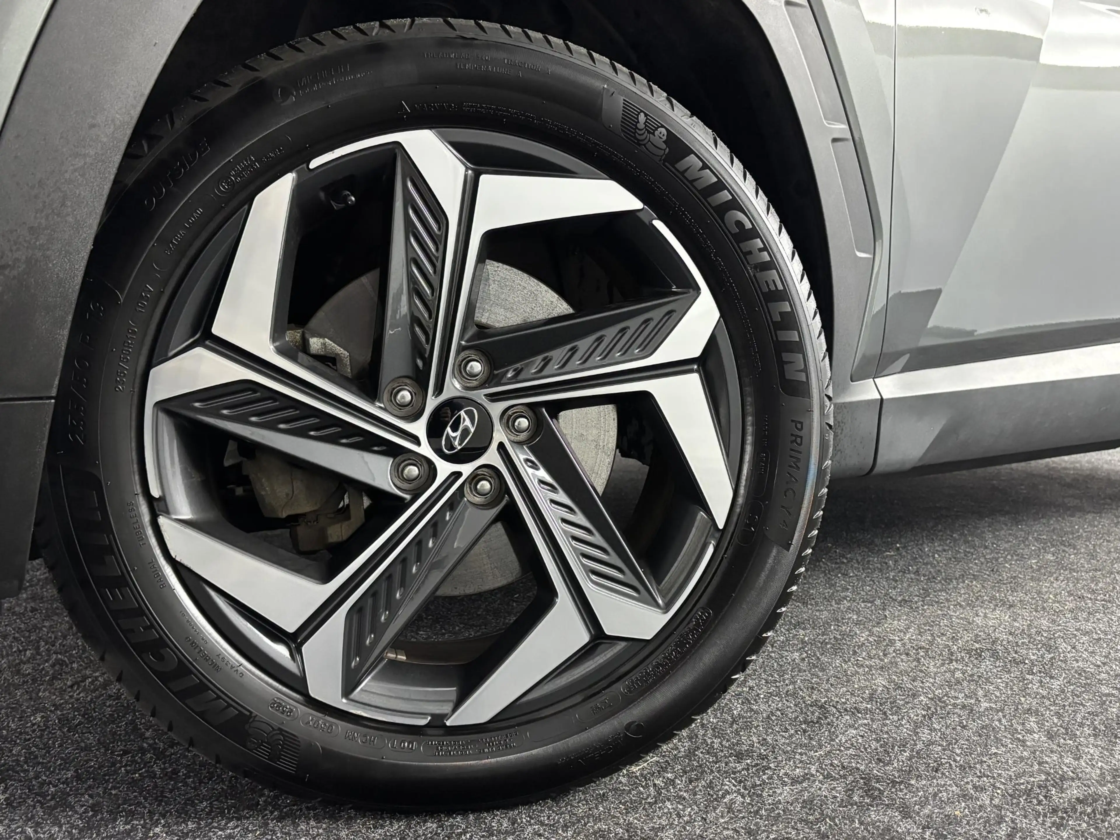 Hyundai TUCSON 1.6 T-GDI PHEV Premium 4WD — photo 44