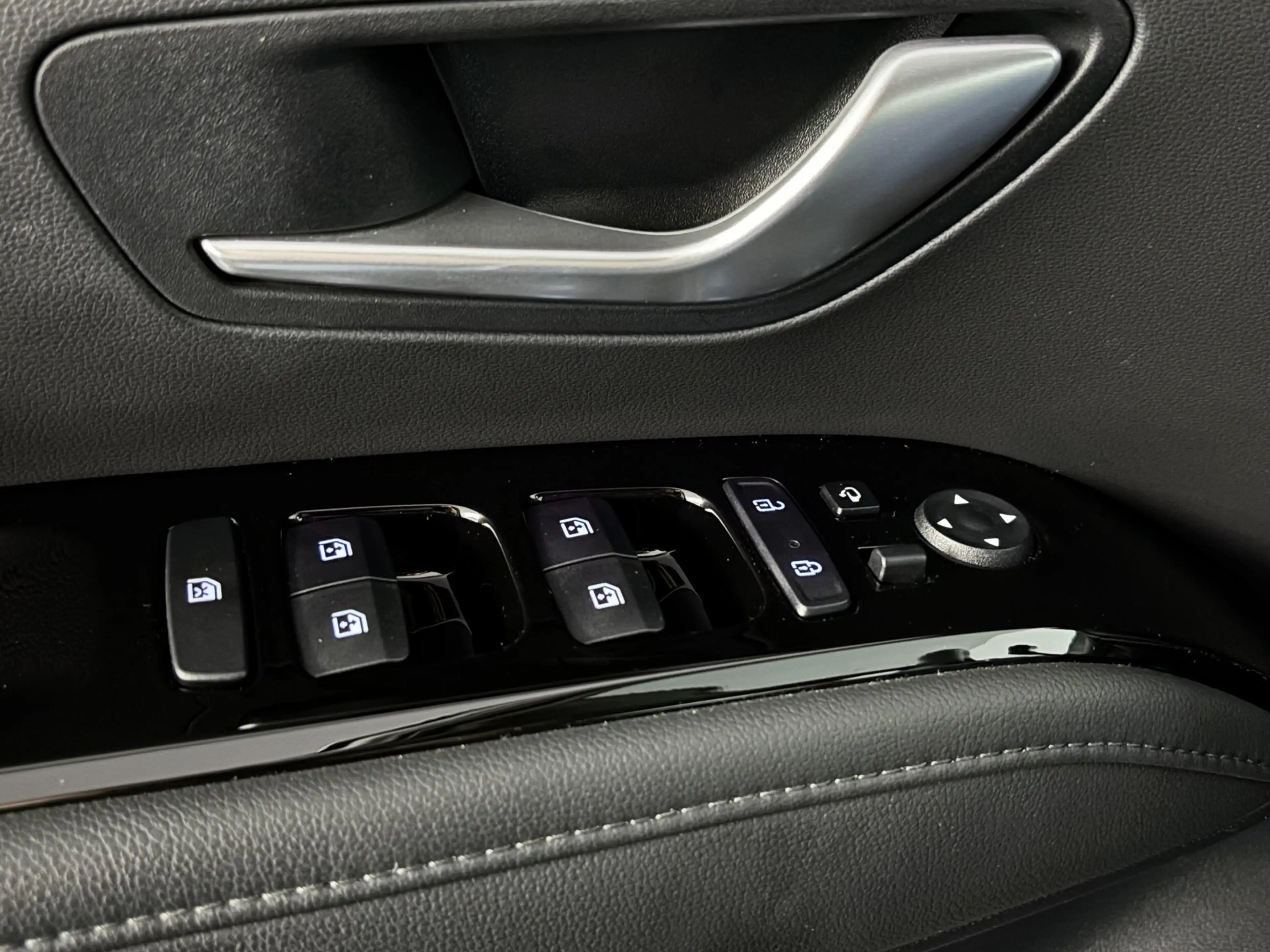 Hyundai TUCSON 1.6 T-GDI PHEV Premium 4WD — photo 24