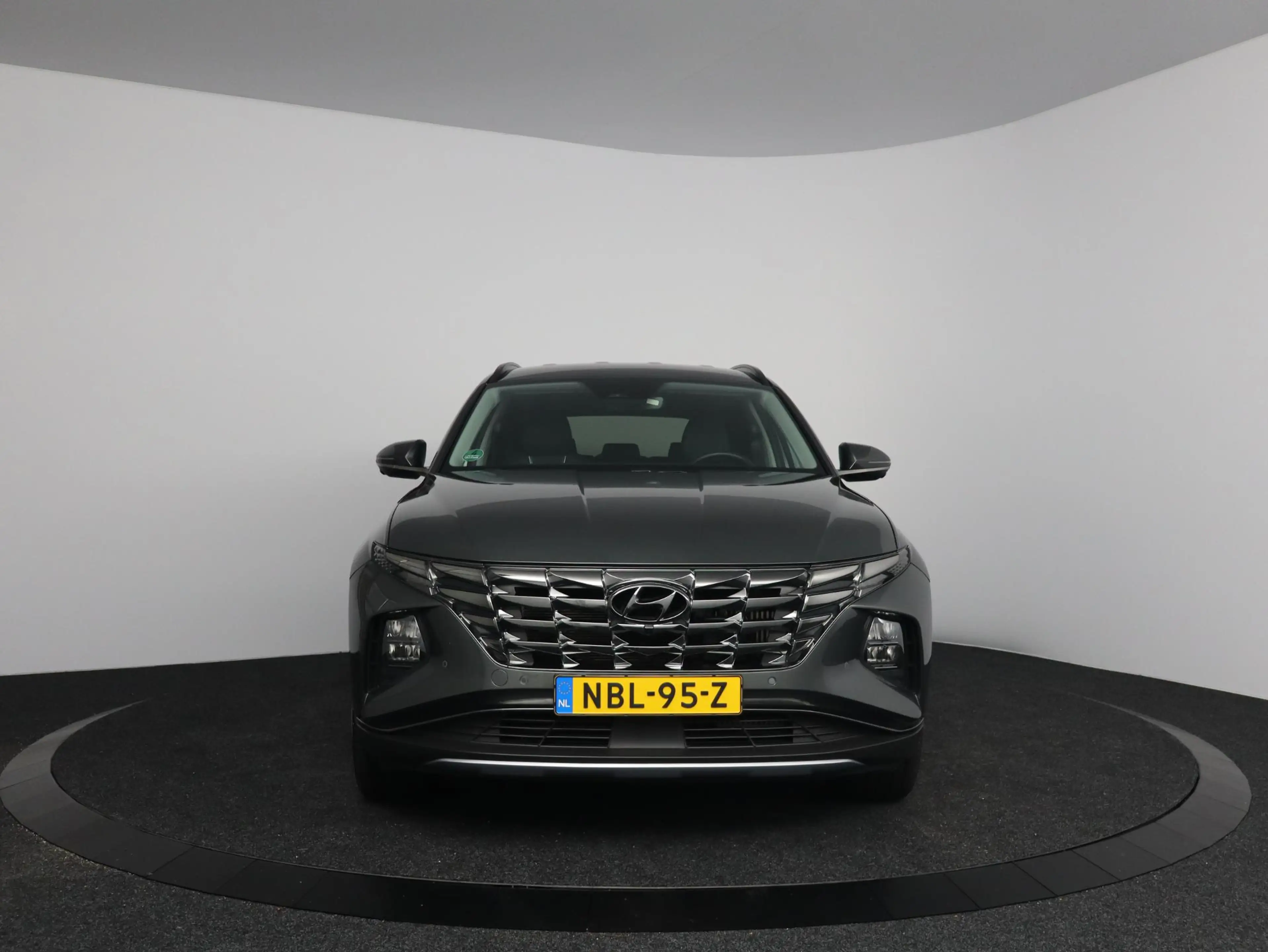 Hyundai TUCSON 1.6 T-GDI PHEV Premium 4WD — photo 5