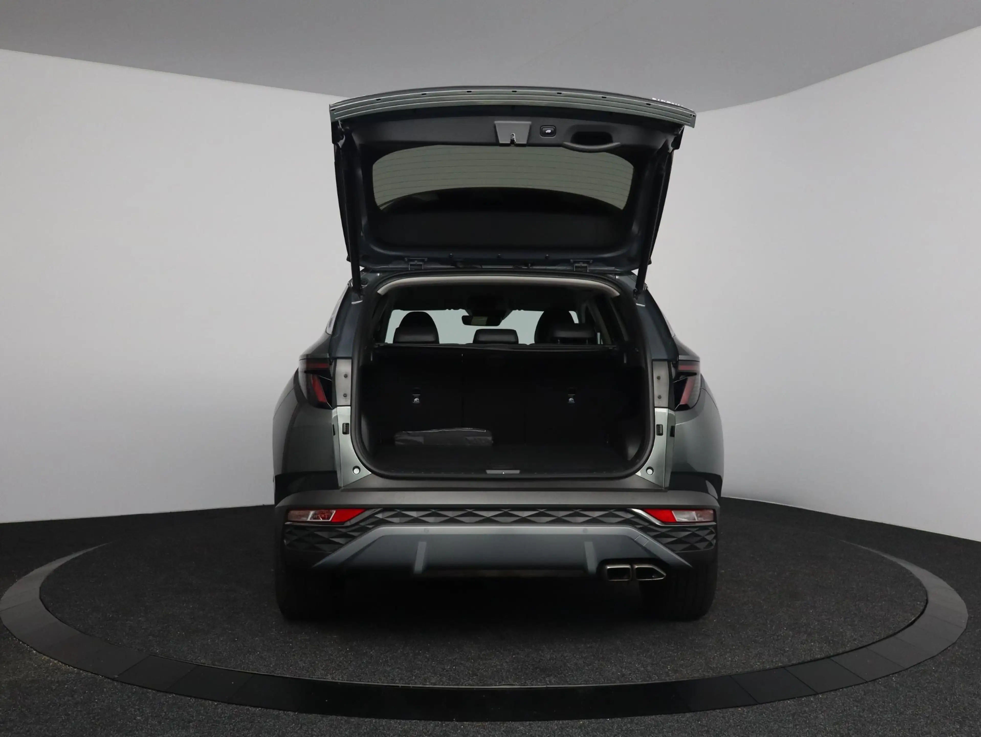 Hyundai TUCSON 1.6 T-GDI PHEV Premium 4WD — photo 10