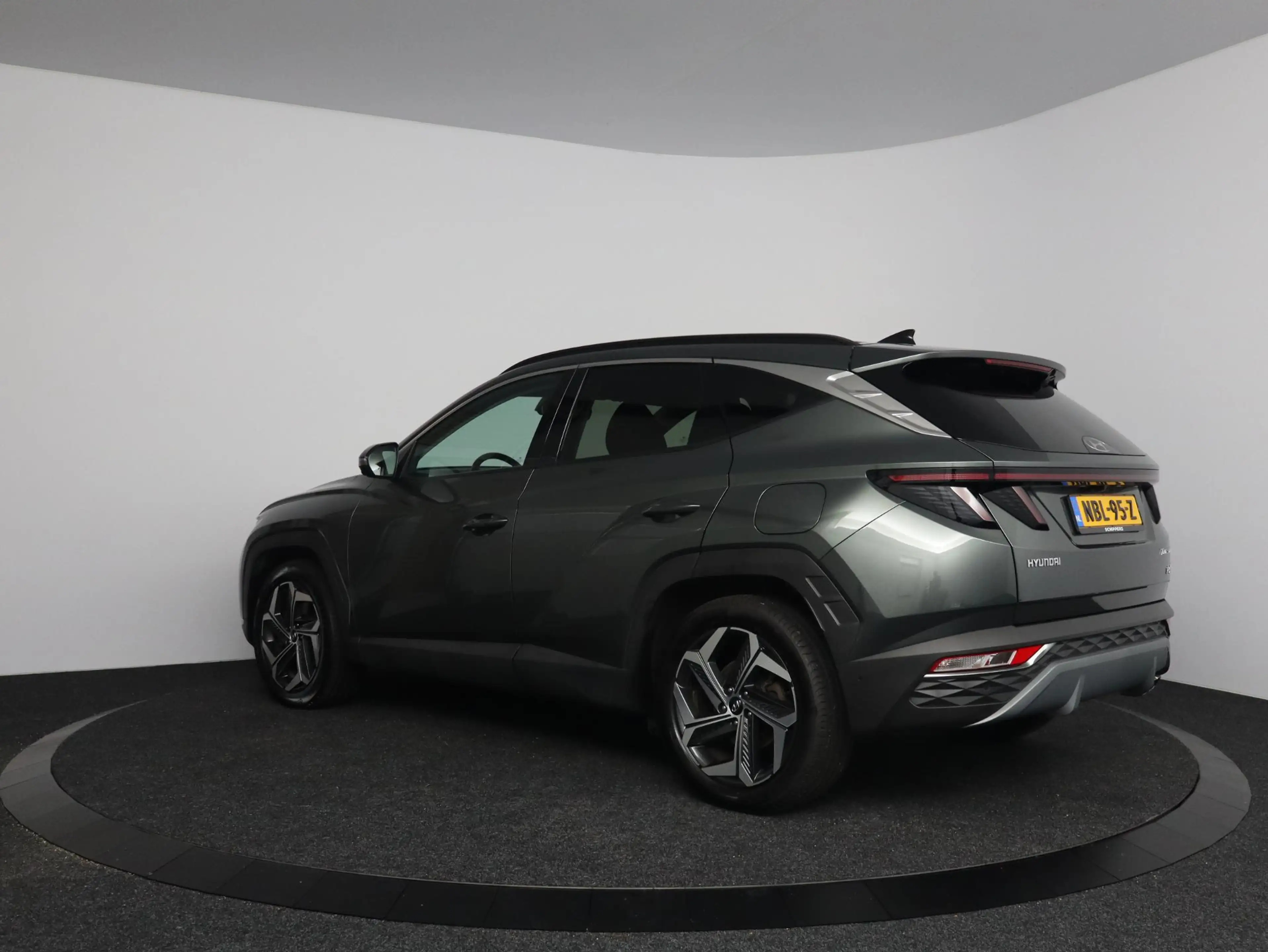 Hyundai TUCSON 1.6 T-GDI PHEV Premium 4WD — photo 13