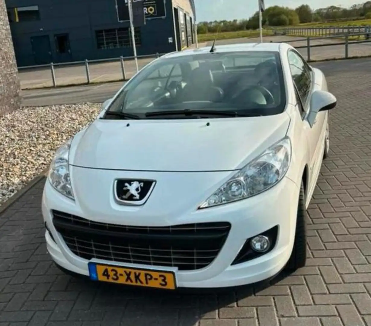 Peugeot 207 CC CABRIO 1.6 VTi Noir & Blanc Wit - 1
