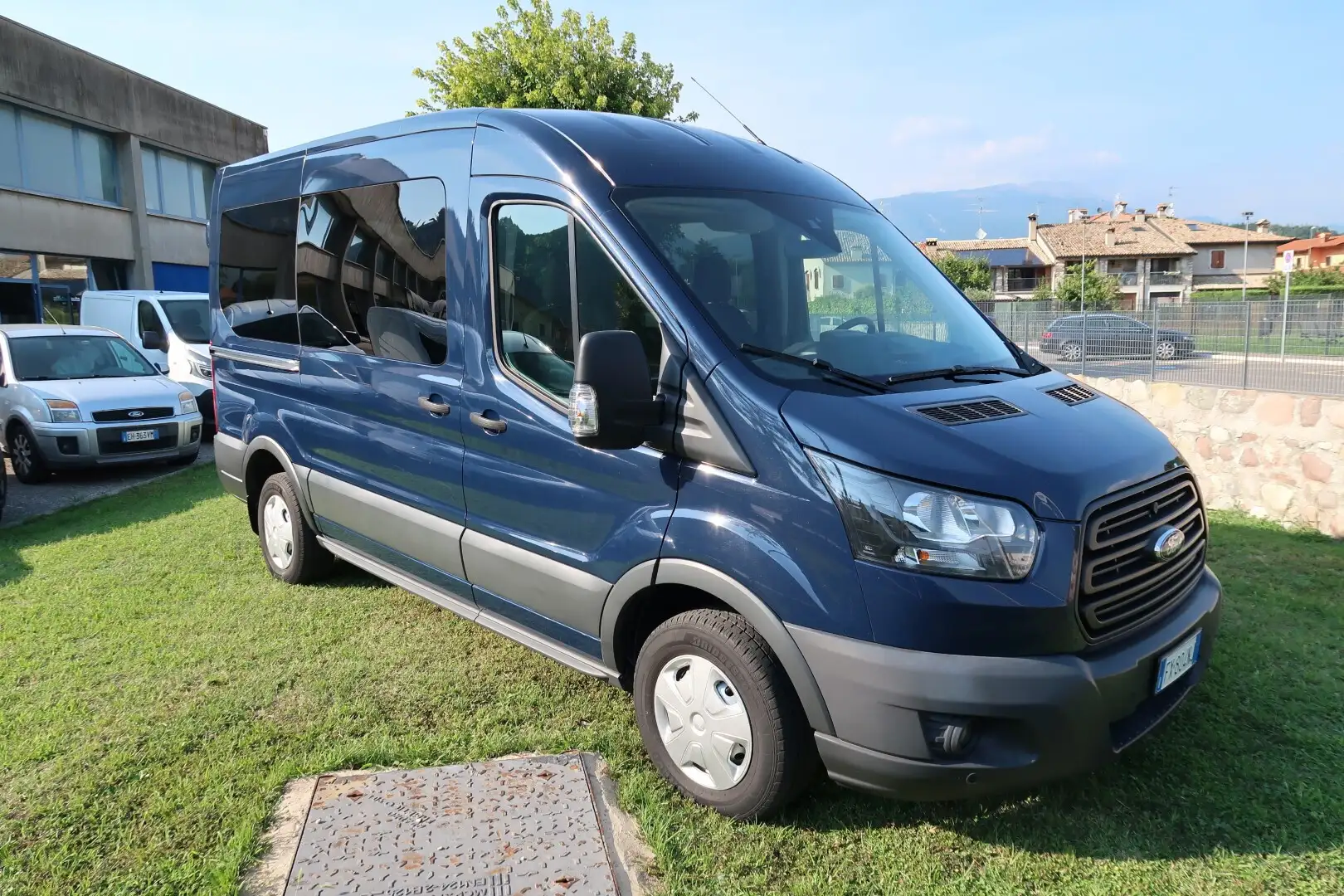 Ford Transit Bus 2.0TDCi EcoBlue 130CV PM-TM 8 Posti Combi Tren Blu/Azzurro - 1