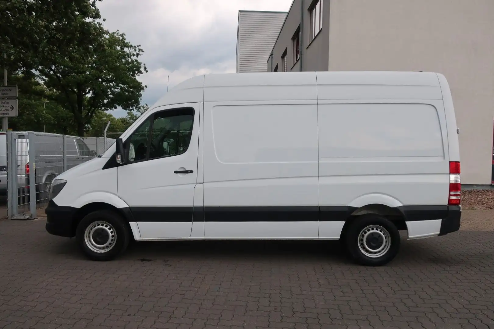 Mercedes-Benz Sprinter 316 CDI / 1. Hand / SHZ / Klima/FN: 144 Белый - 2