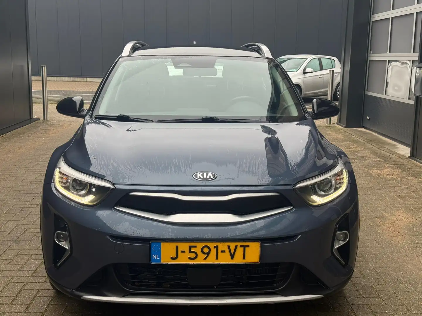 Kia Stonic 1.0 T-GDi MHEV DynamicLine Dealer auto! Bleu - 2