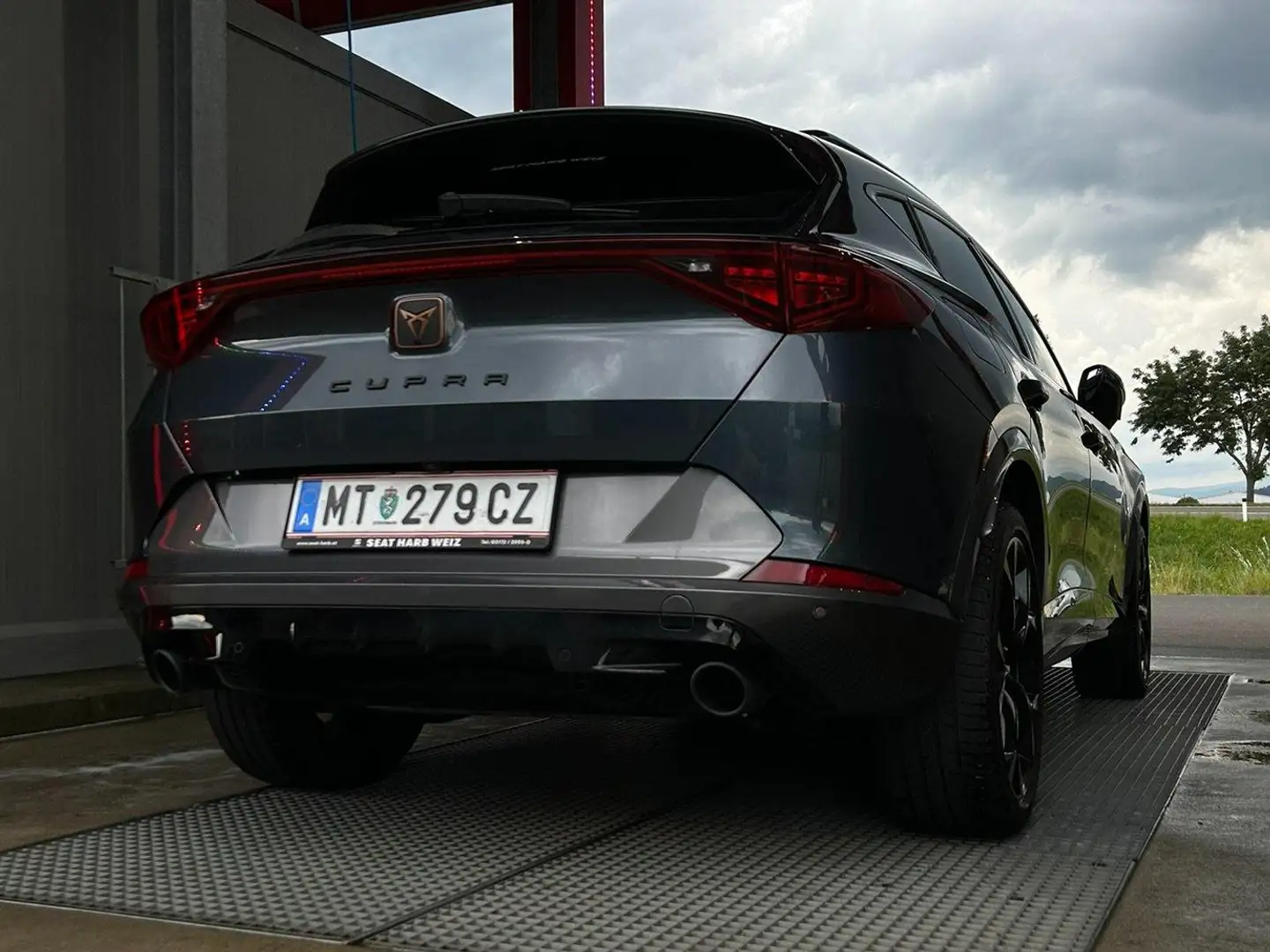 CUPRA Formentor Formentor VZ 2,0 TSI DSG Grau - 2