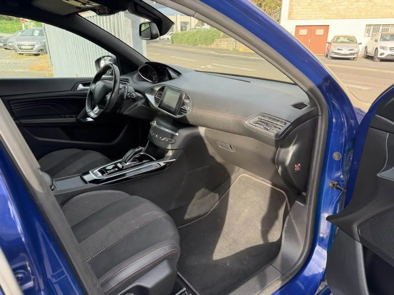 Peugeot 308 308 — photo 17