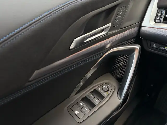 BMW X2 view 12