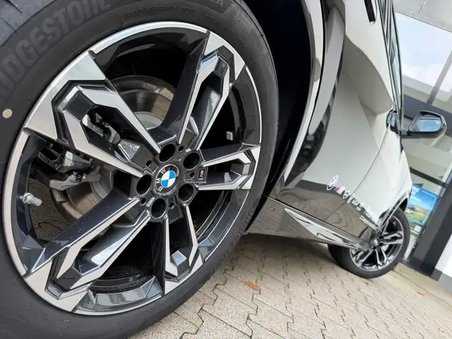 BMW X2 view 3
