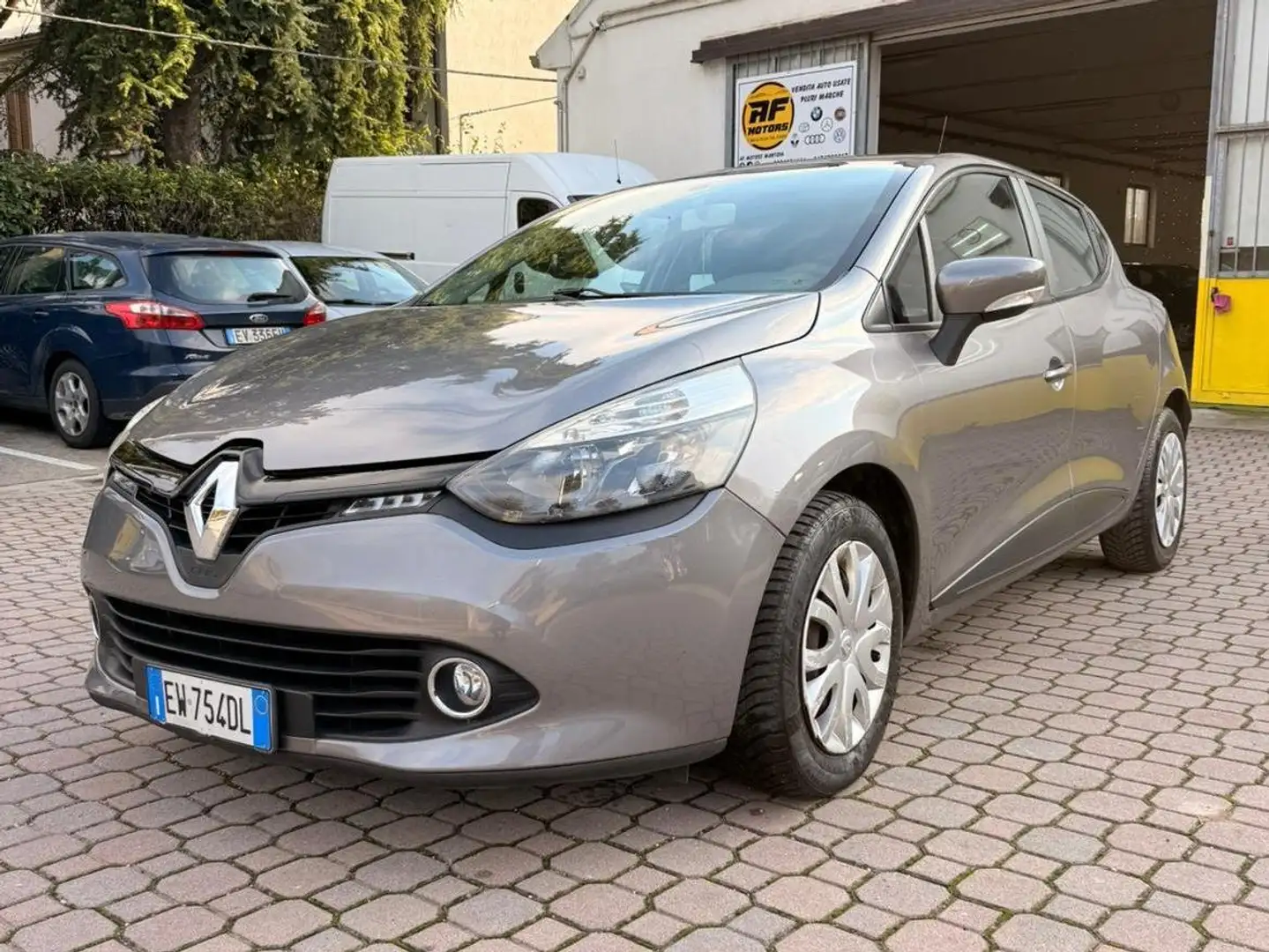 Renault Clio Clio 5p 1.5 dci energy Duel 75cv Grigio - 1