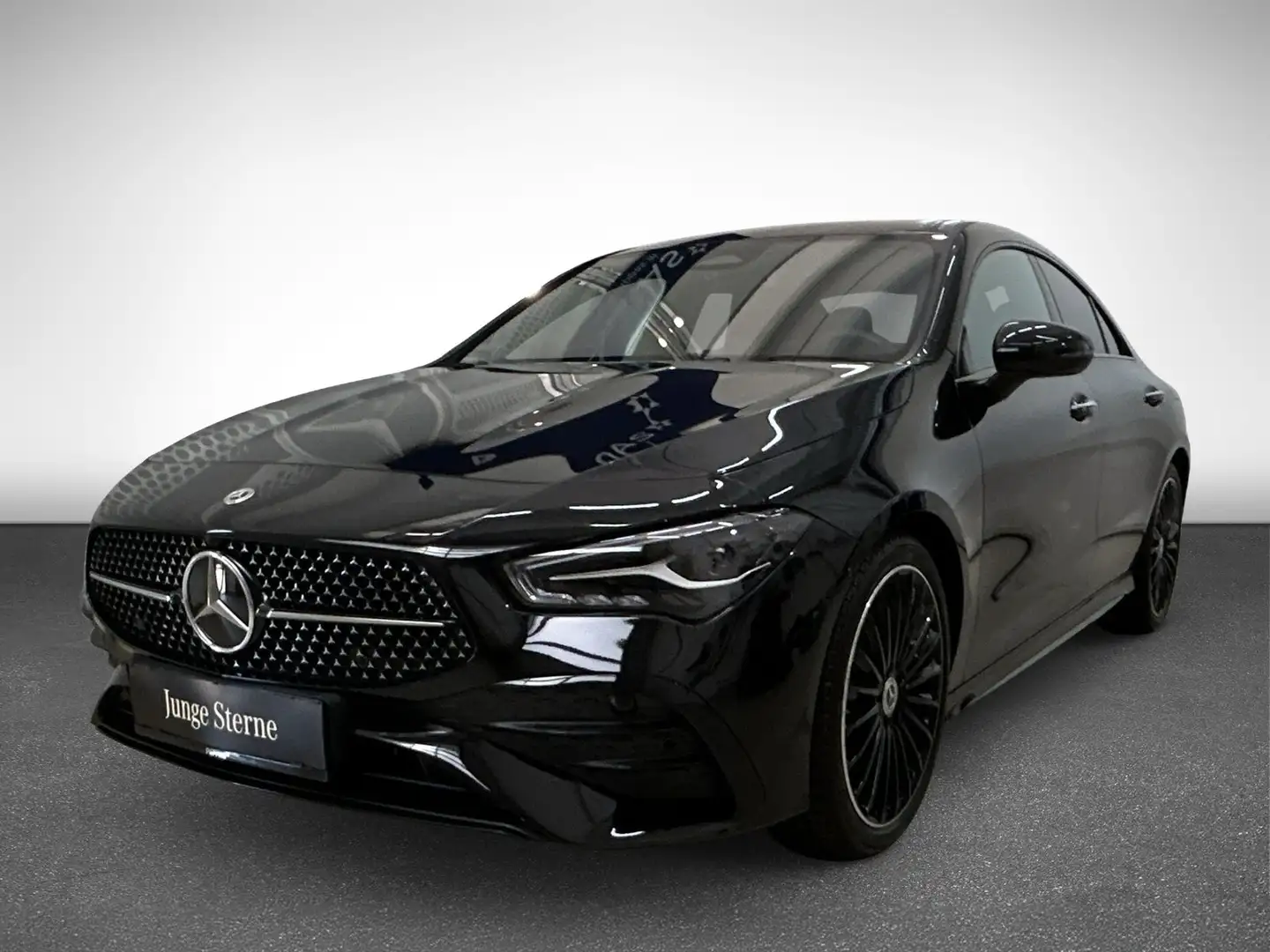 Mercedes-Benz CLA 200 Coupé PTS Cam Stdhz Navi AUT Wide LED Schwarz - 2