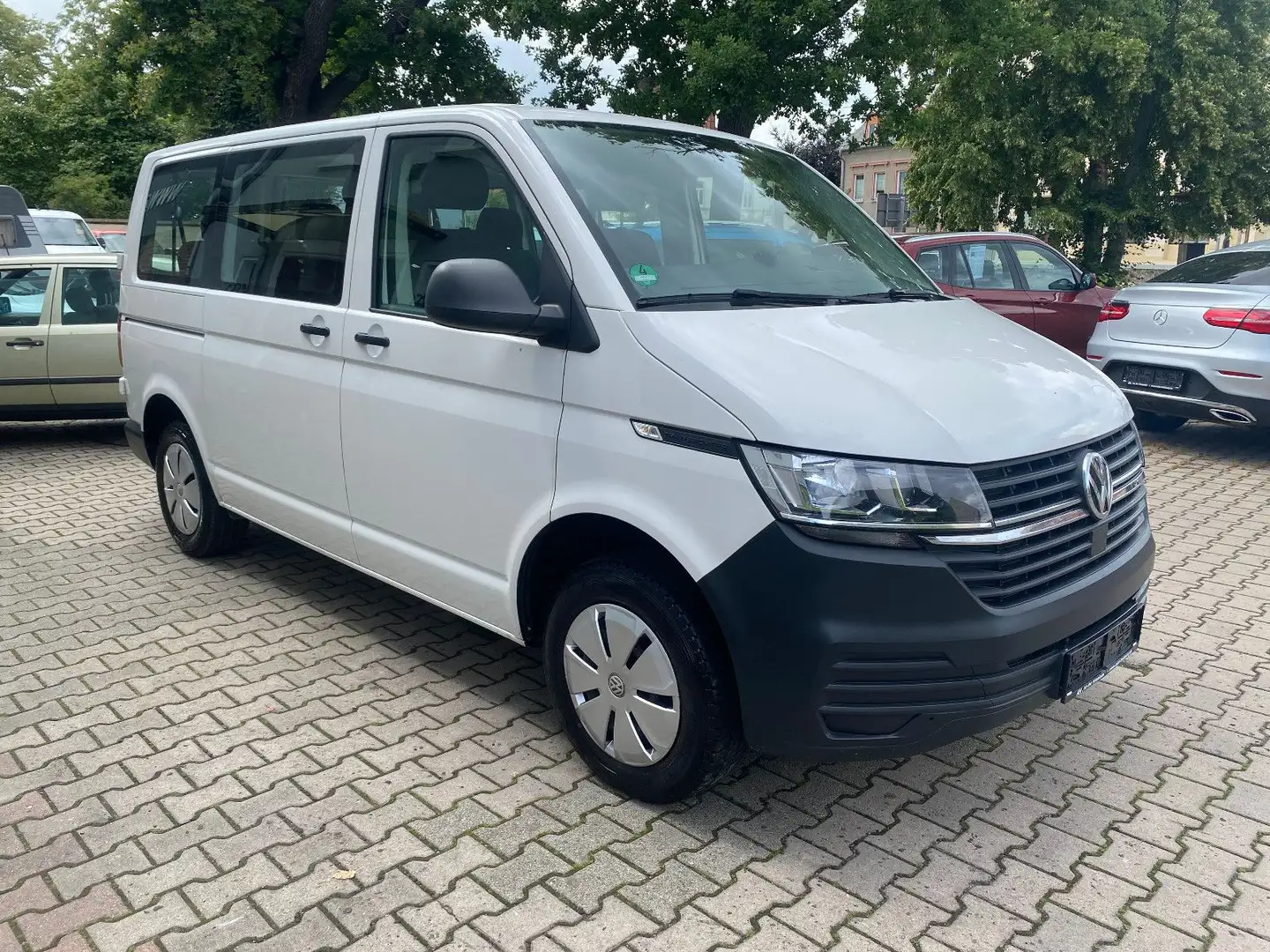 Volkswagen T6 Kombi T6.1,Kombi,2.0 TDi,Klima,8 Sitze,Flügelt,1.Hd Blanco - 1