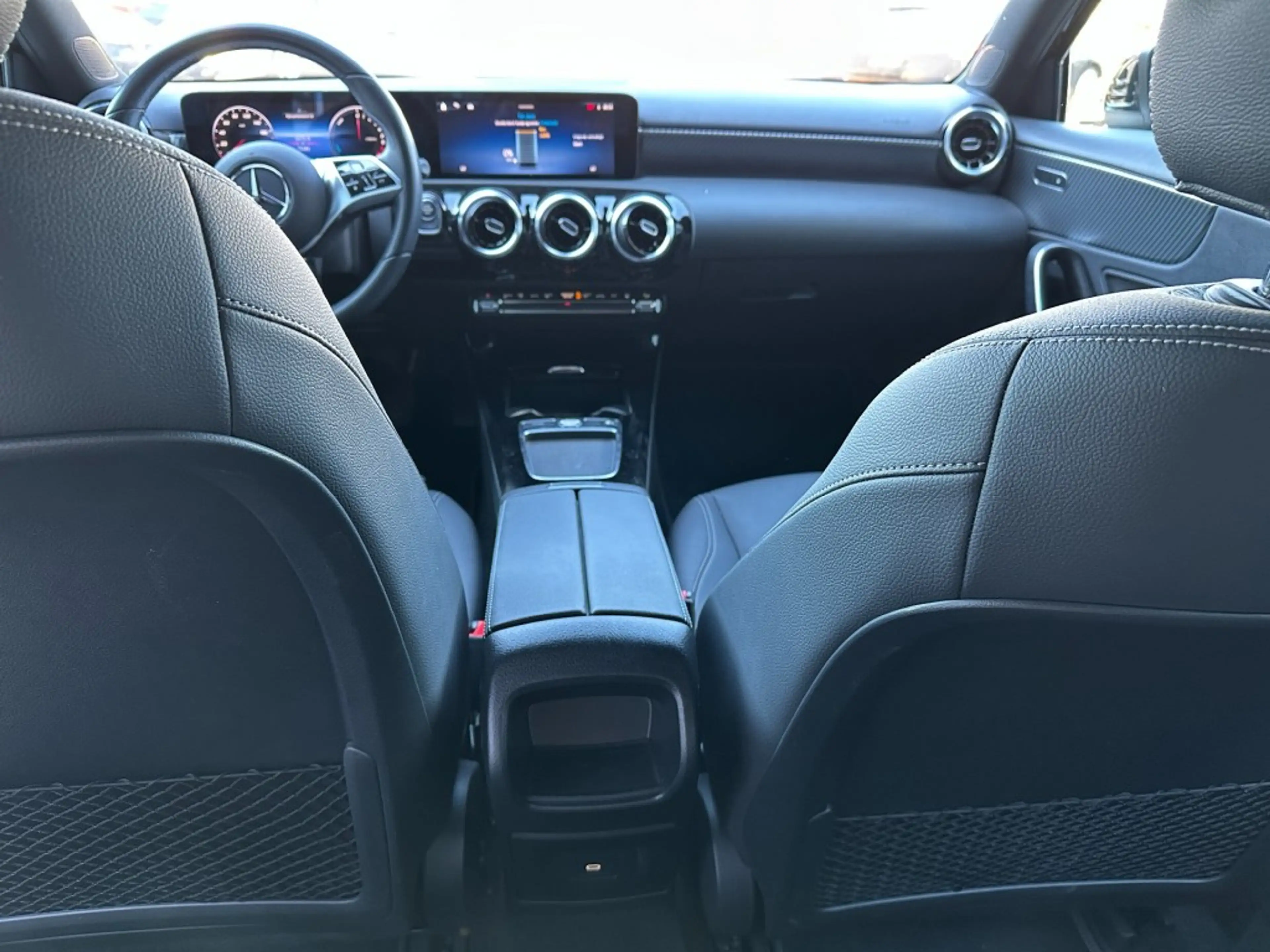 Mercedes-Benz A 250 A250e Plug-in Hybride met airco, PDC, Apple CarPla — photo 11