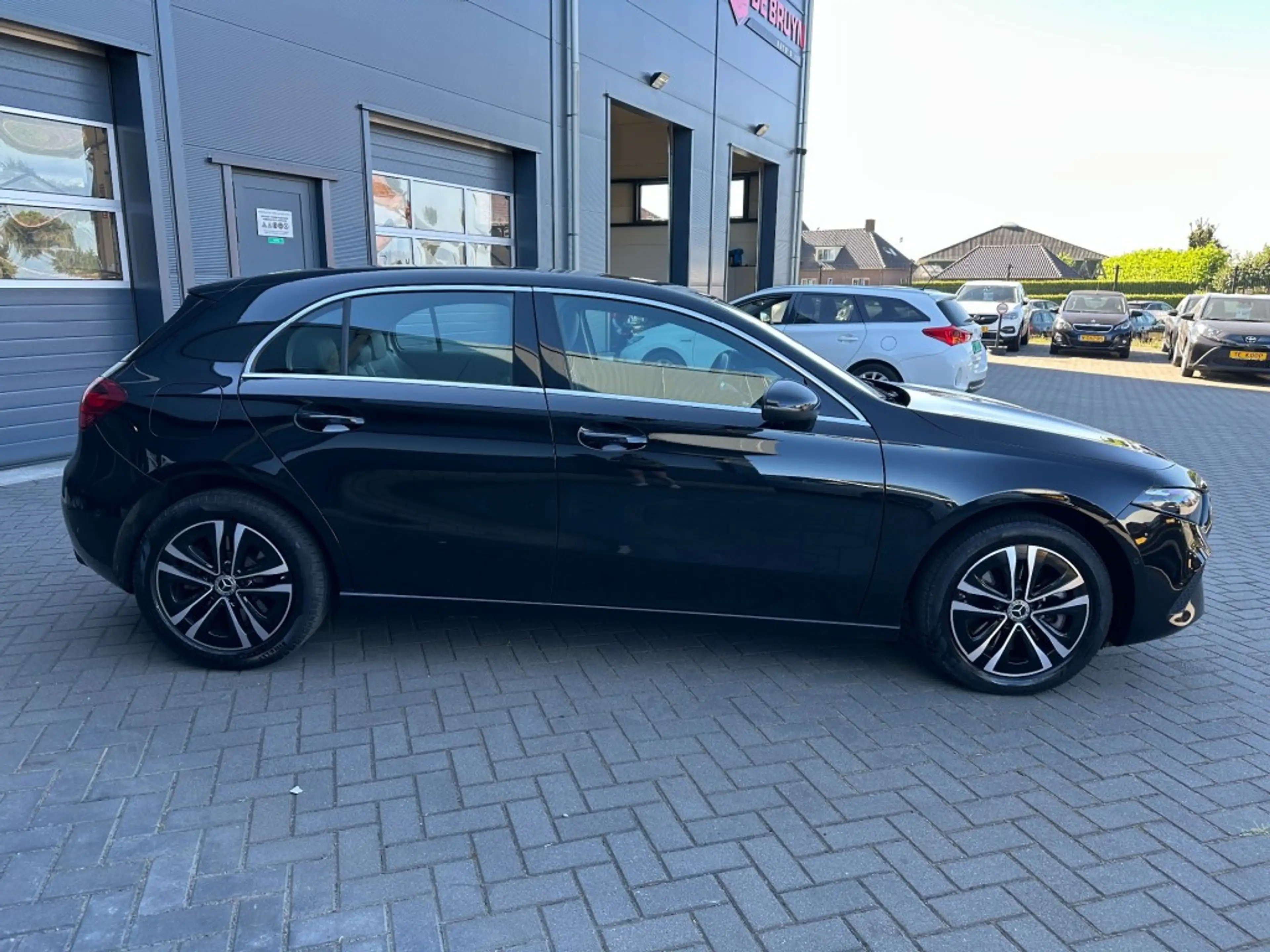 Mercedes-Benz A 250 A250e Plug-in Hybride met airco, PDC, Apple CarPla — photo 5
