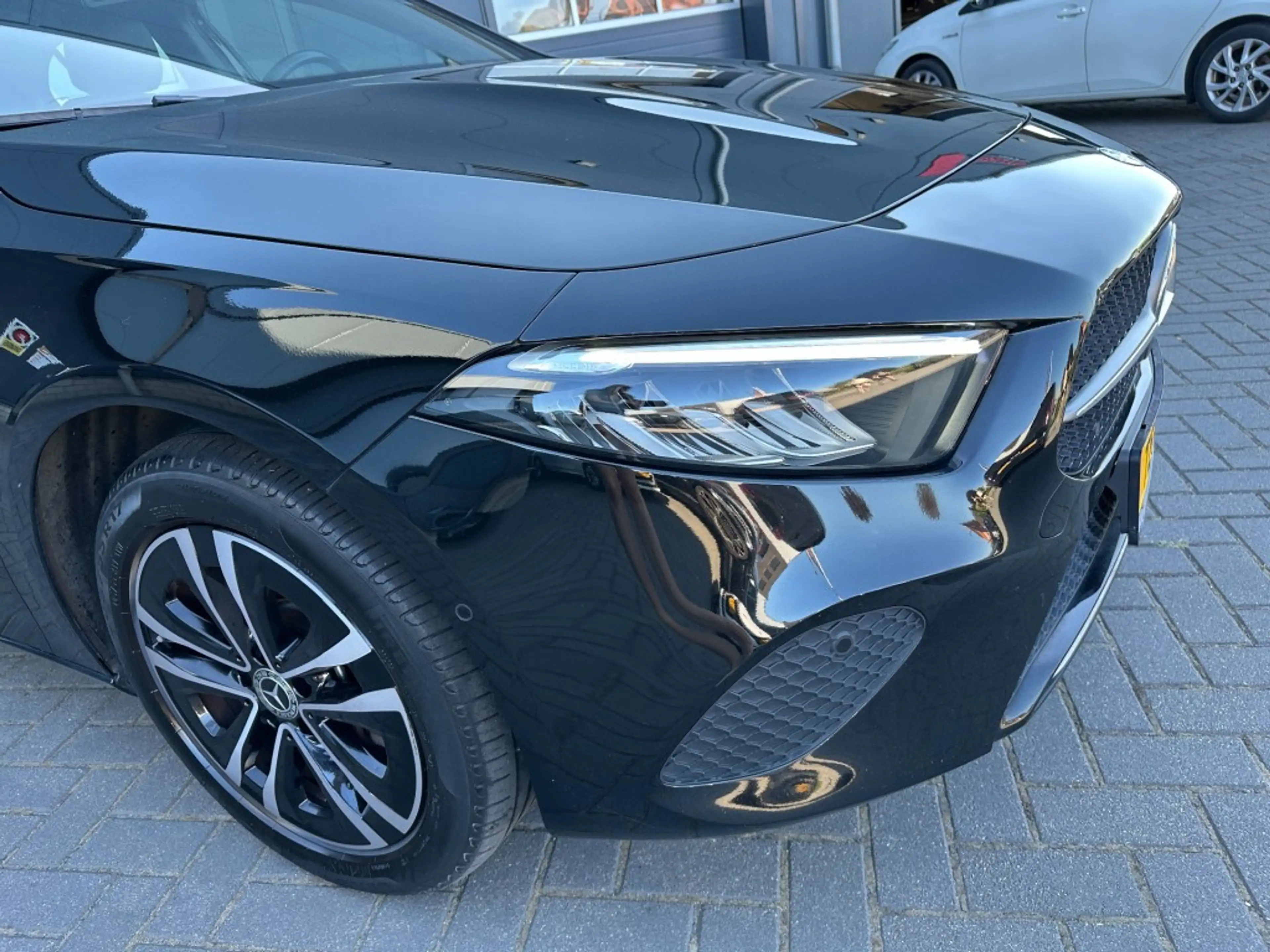 Mercedes-Benz A 250 A250e Plug-in Hybride met airco, PDC, Apple CarPla — photo 31
