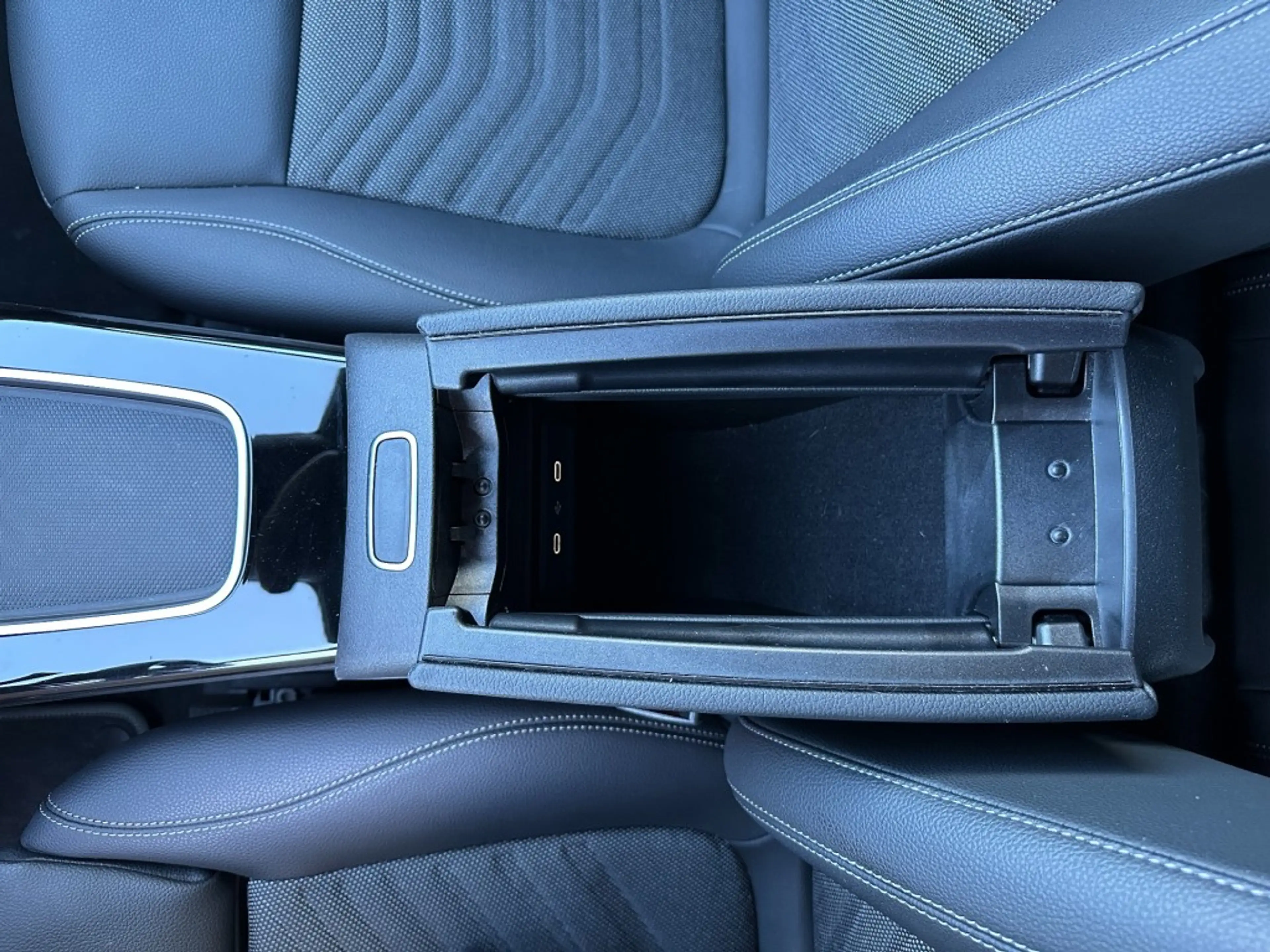 Mercedes-Benz A 250 A250e Plug-in Hybride met airco, PDC, Apple CarPla — photo 23