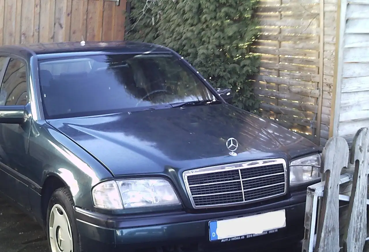 Mercedes-Benz 220 Classic, foto 2