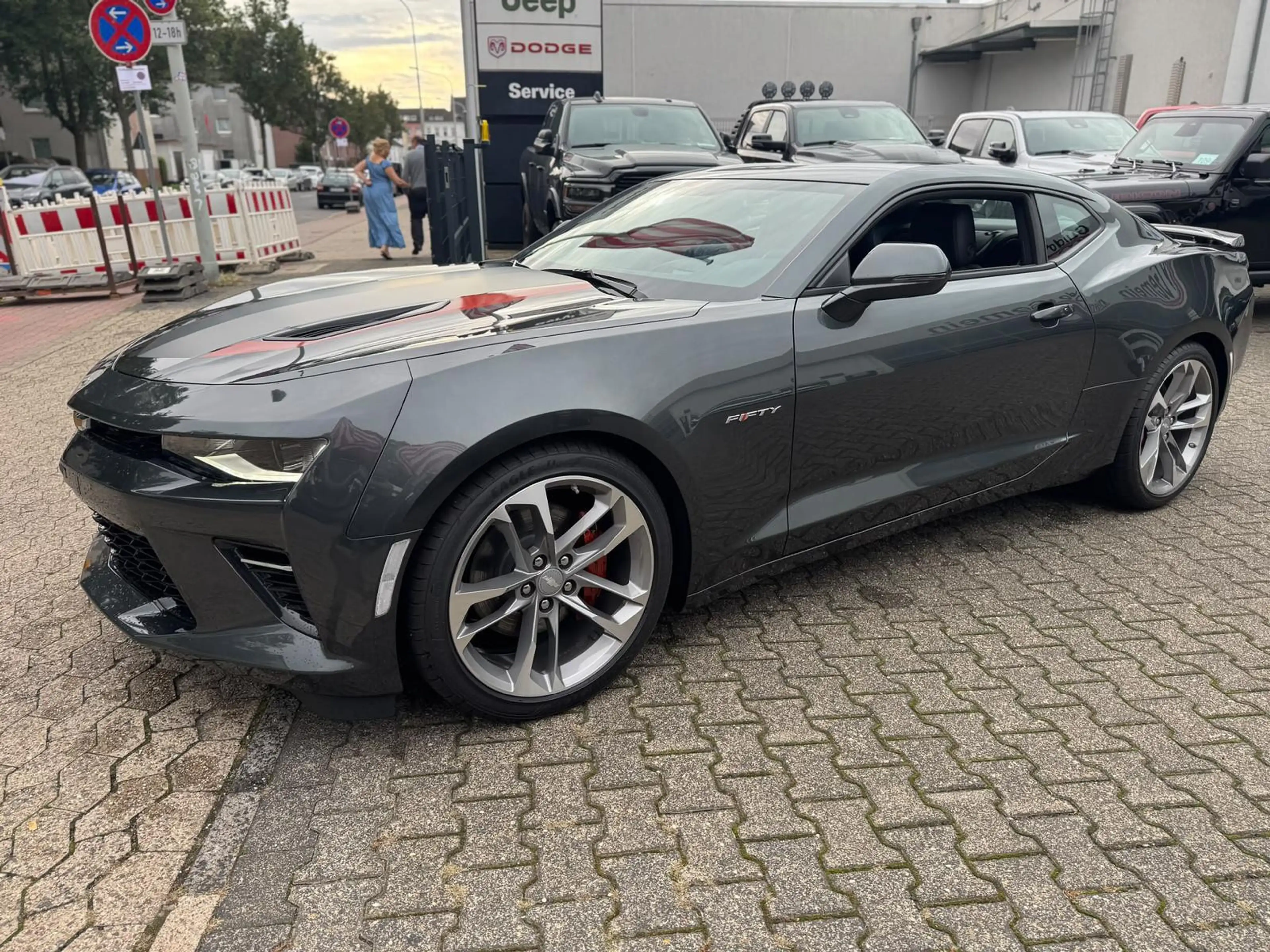 Chevrolet Camaro Coupé 6.2 V8 50th Anniversary Edition — photo 10