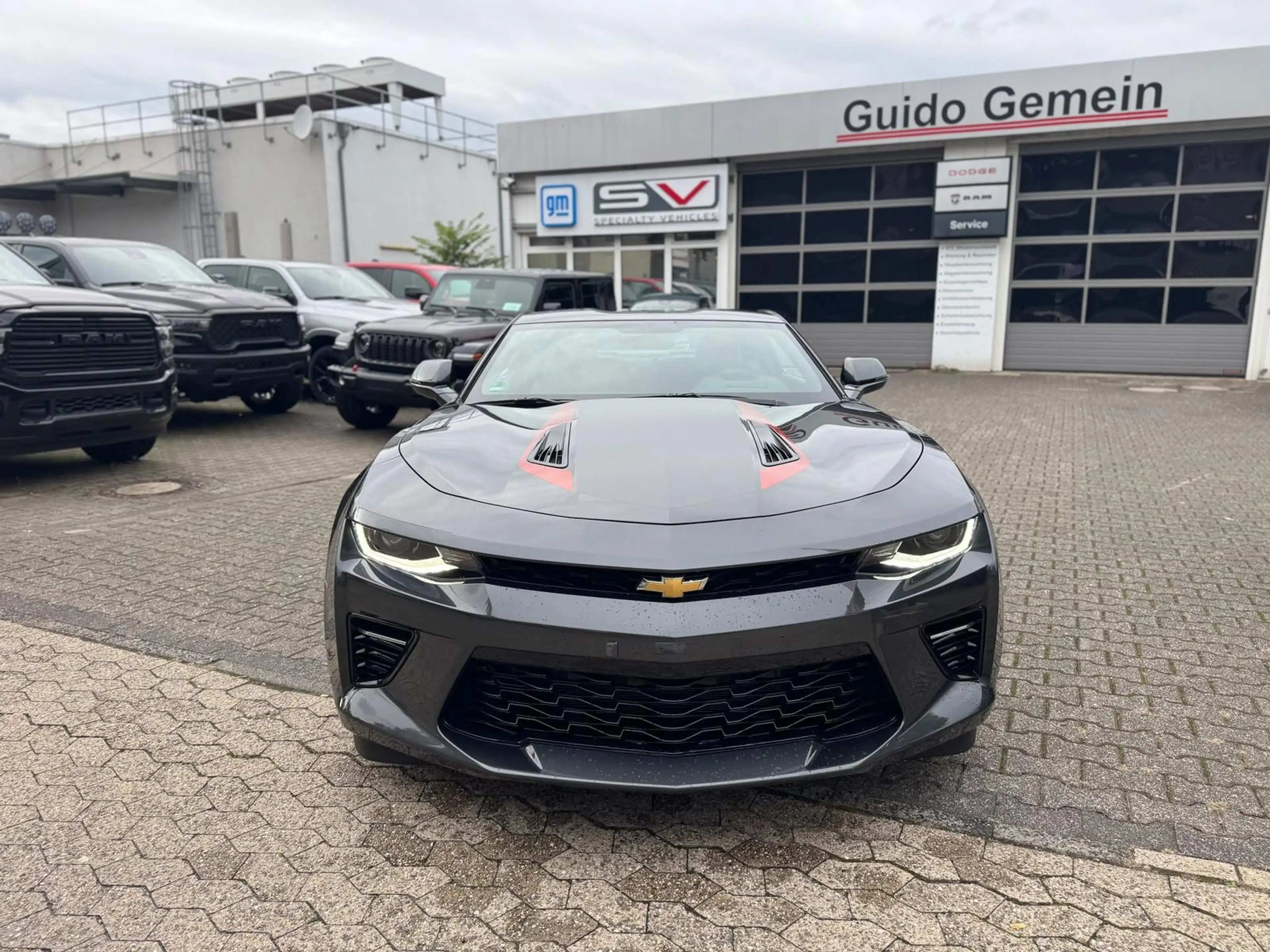 Chevrolet Camaro Coupé 6.2 V8 50th Anniversary Edition — photo 12