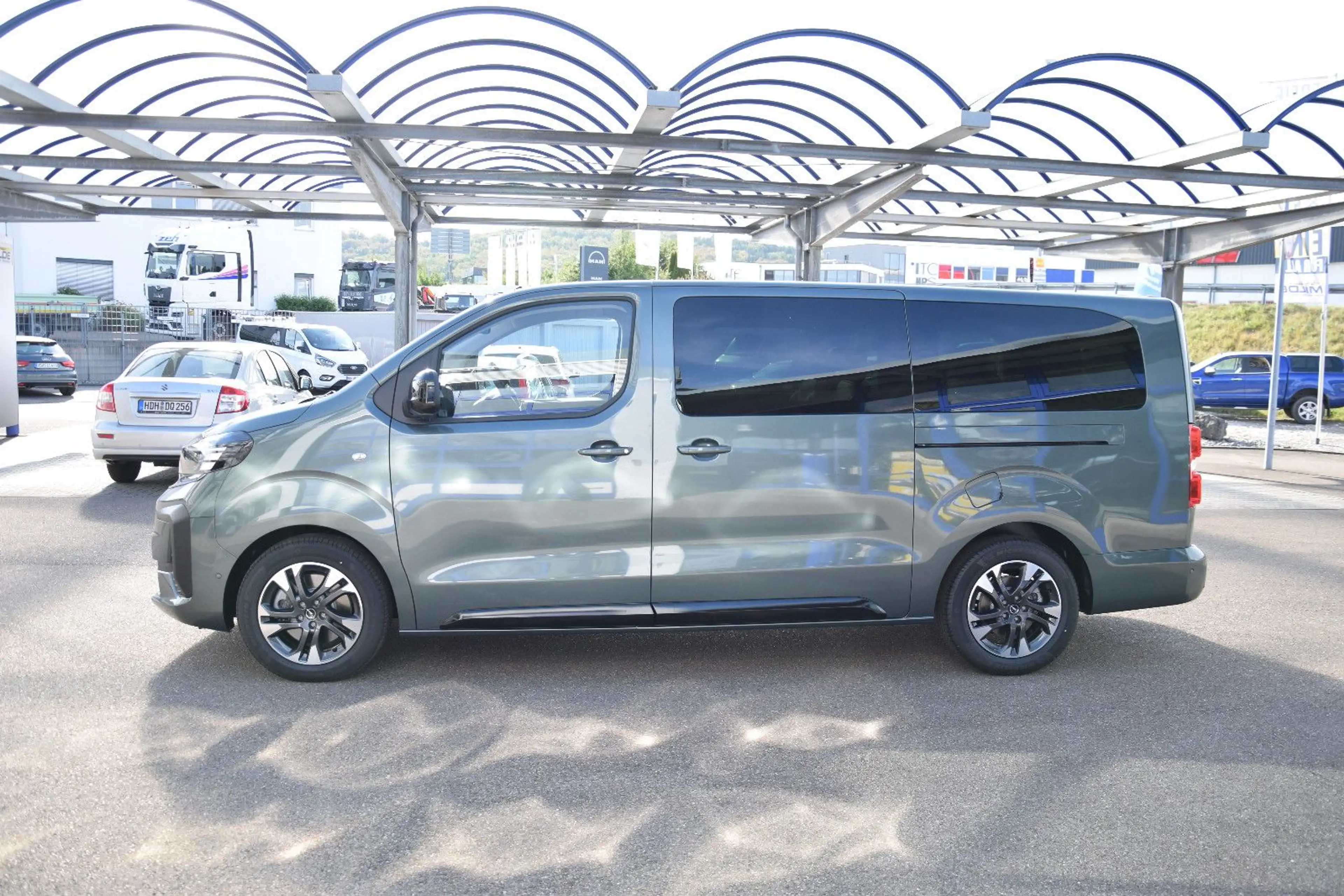 Opel Zafira Life ZAFIRA LIFE GS L3 PANO LEDER EL SCHIEBETÜREN AHK — photo 3