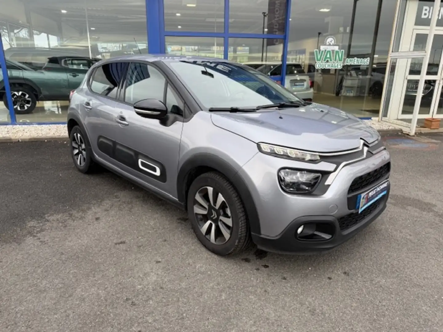 Citroen C3 1.2 PURETECH 110CH S\u0026S MAX Grau - 2