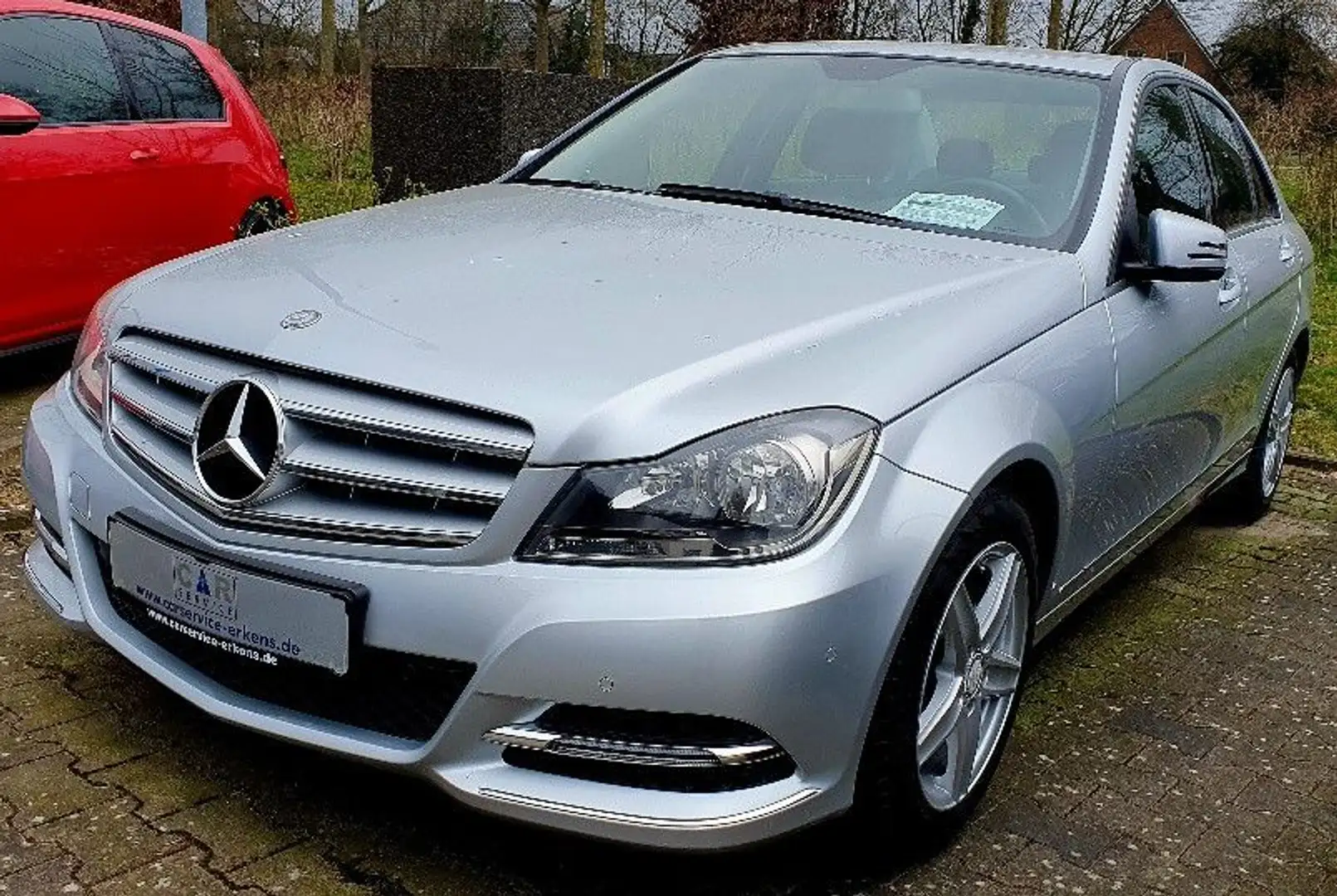 Mercedes-Benz C 180 C -Klasse Lim. C 180 CGI Navi PDC Plateado - 1