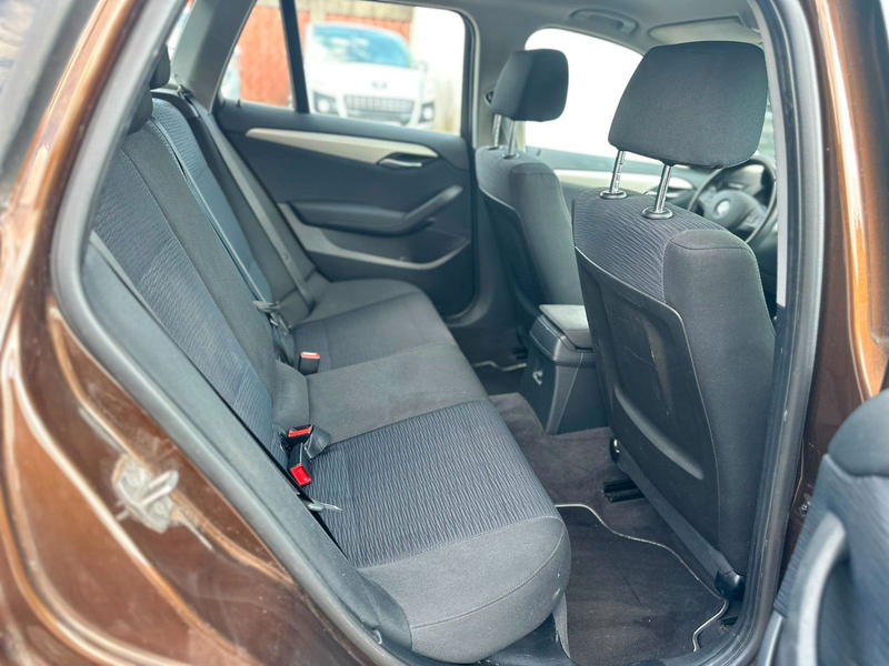 BMW X1 25d, Xdrive, Garantie, 2.Hand, CarPlay — photo 12