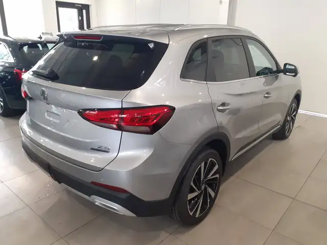 MG ZS view 5