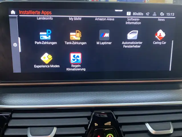BMW 5 Series view 17