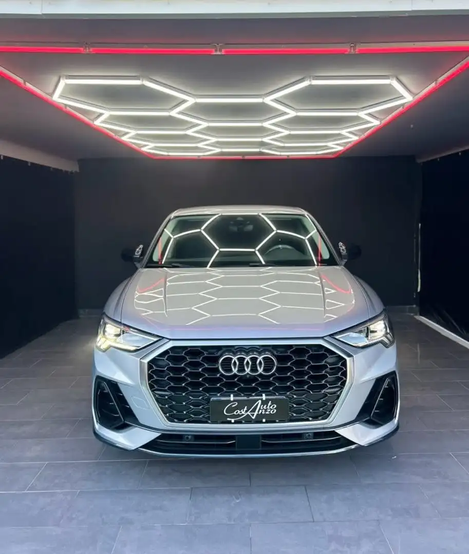 Audi Q3 2.0 tdi S line edition 150cv s-tronic Grigio - 2