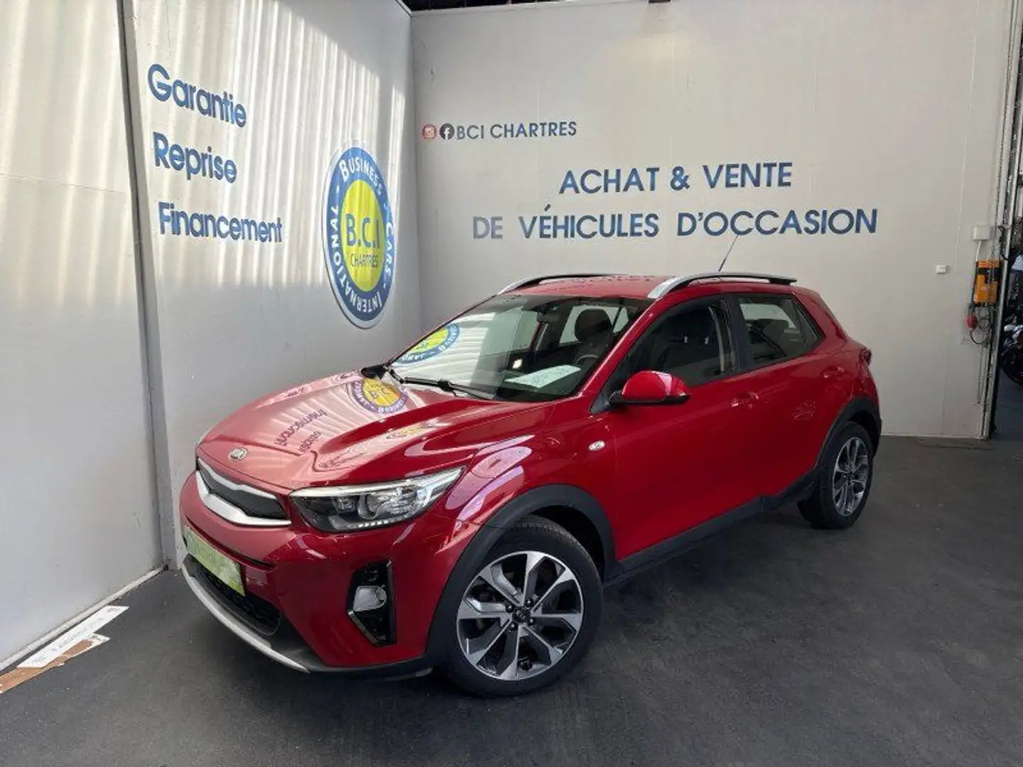 Kia Stonic 1.0 T-GDI 120CH ISG ACTIVE BUSINESS EURO6D-T Rouge - 1
