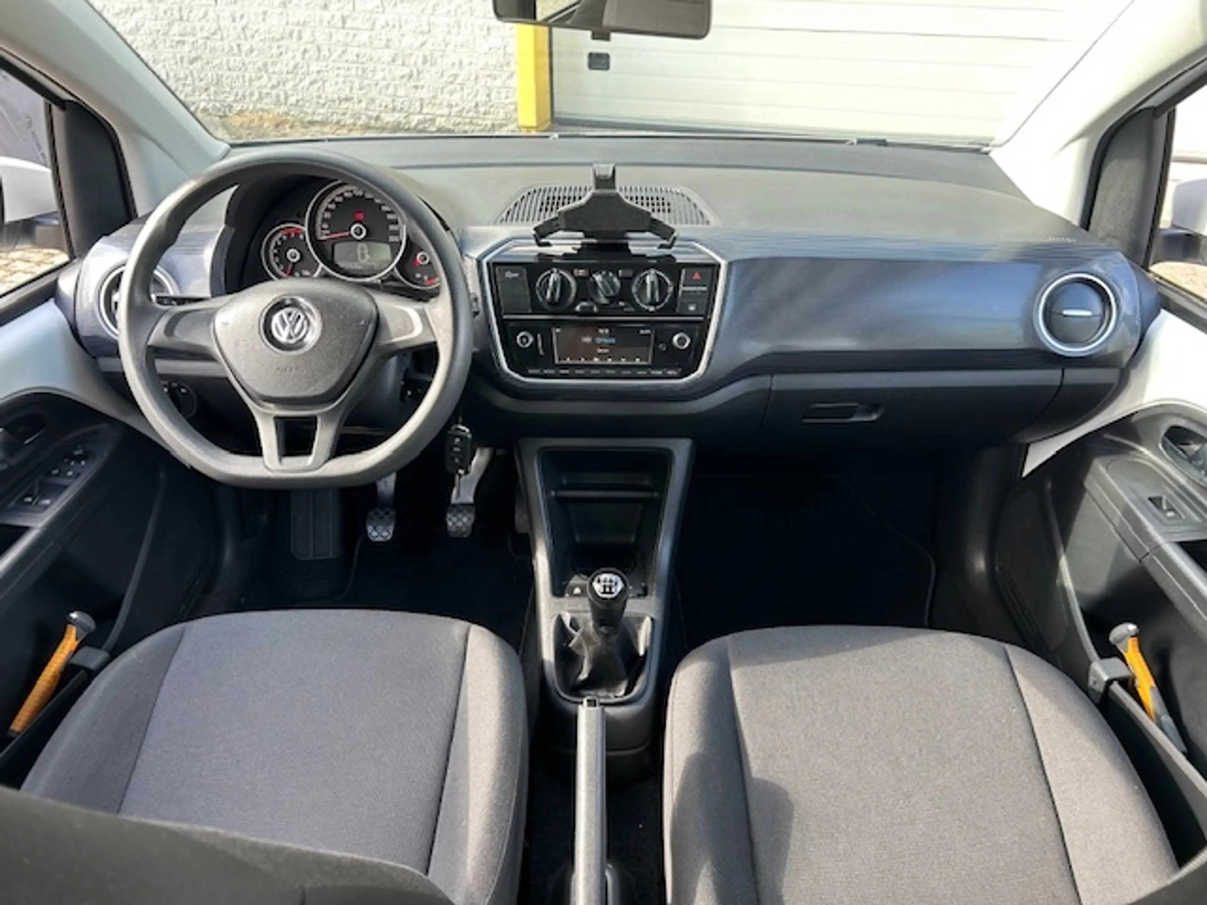 Volkswagen up! 1.0 BMT move up! AIRCO DAB NAP! — photo 12
