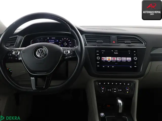 Volkswagen Tiguan Allspace view 10