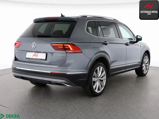 Volkswagen Tiguan Allspace view 5