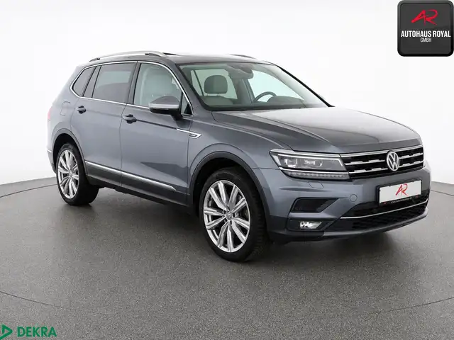 Volkswagen Tiguan Allspace view 7