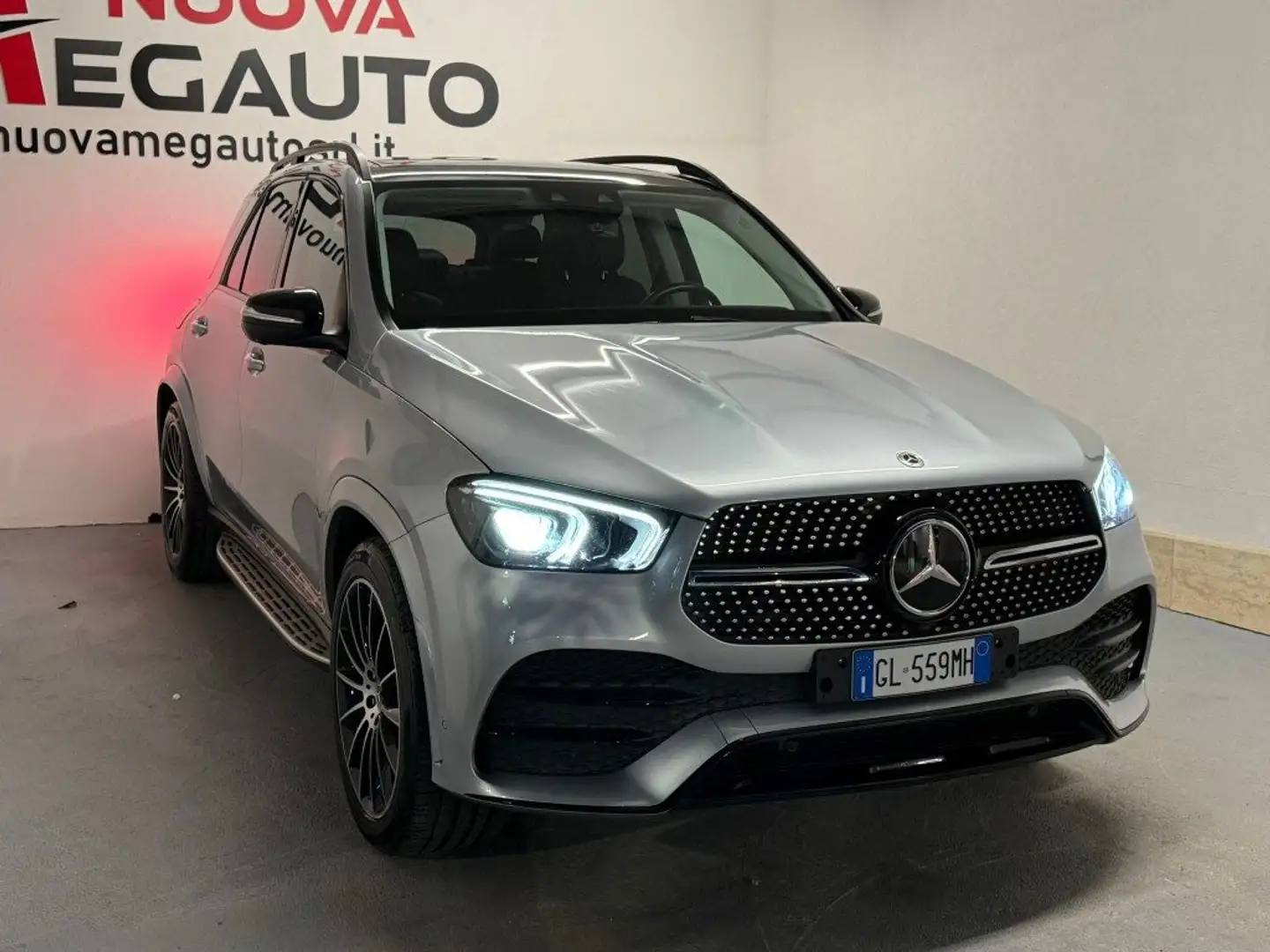 Mercedes-Benz GLE 300 d 4Matic Mild Hybrid Premium Plus Gris - 2
