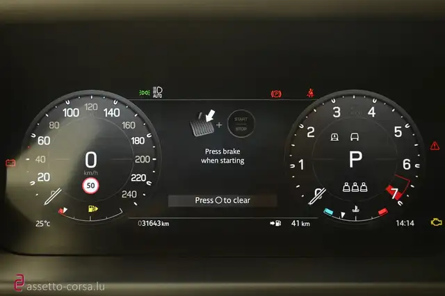 Land Rover Defender view 13