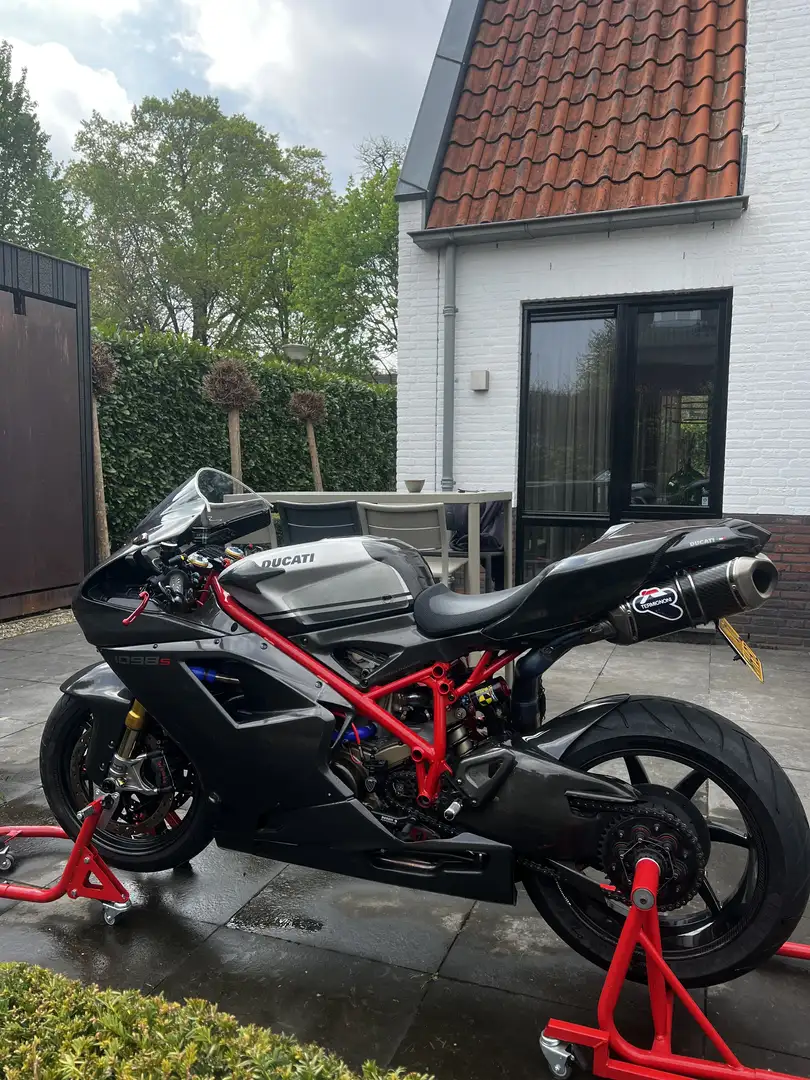 Ducati 1098 S (R) Carbon Black - 2