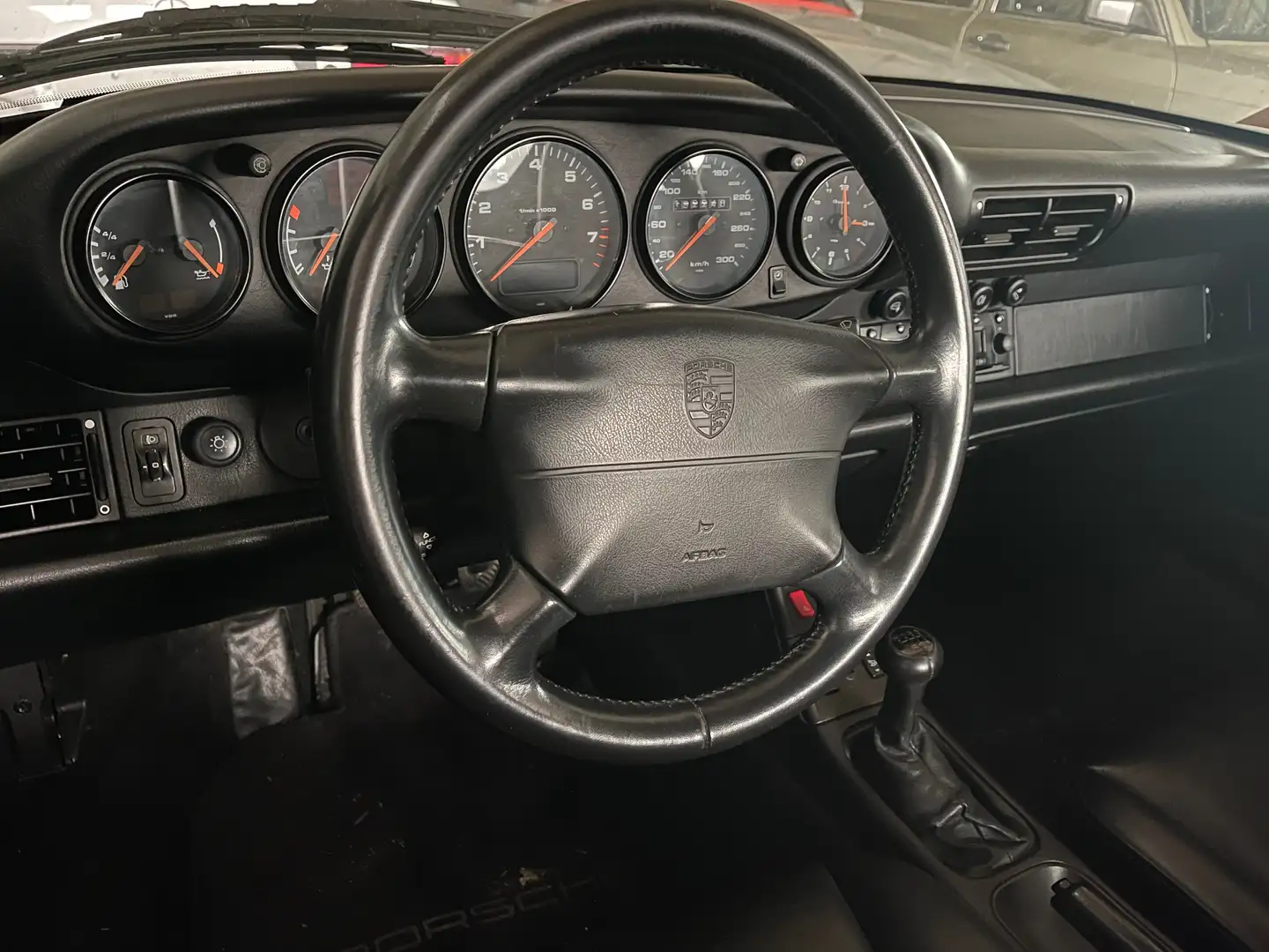 Porsche 993 911 Carrera Cabrio Siyah - 2