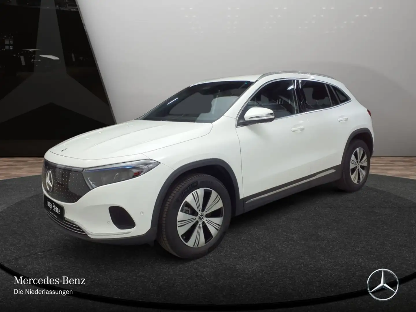 Mercedes-Benz EQA 250 PROG+ADVANCED+AHK+360+SPUR Weiß - 2