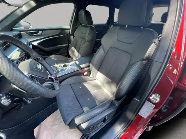 Audi S6 view 11