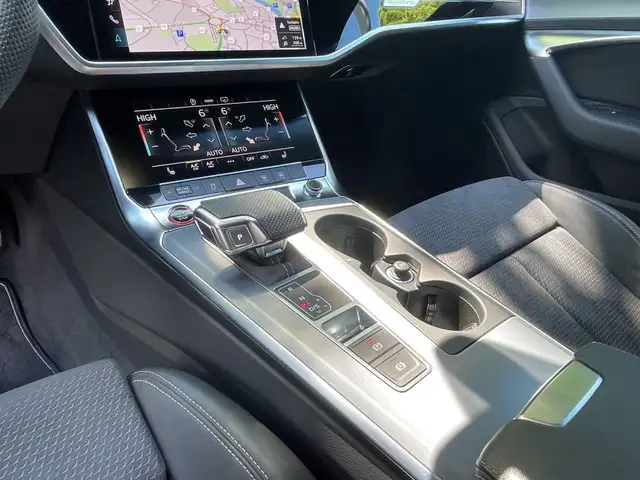 Audi S6 view 15