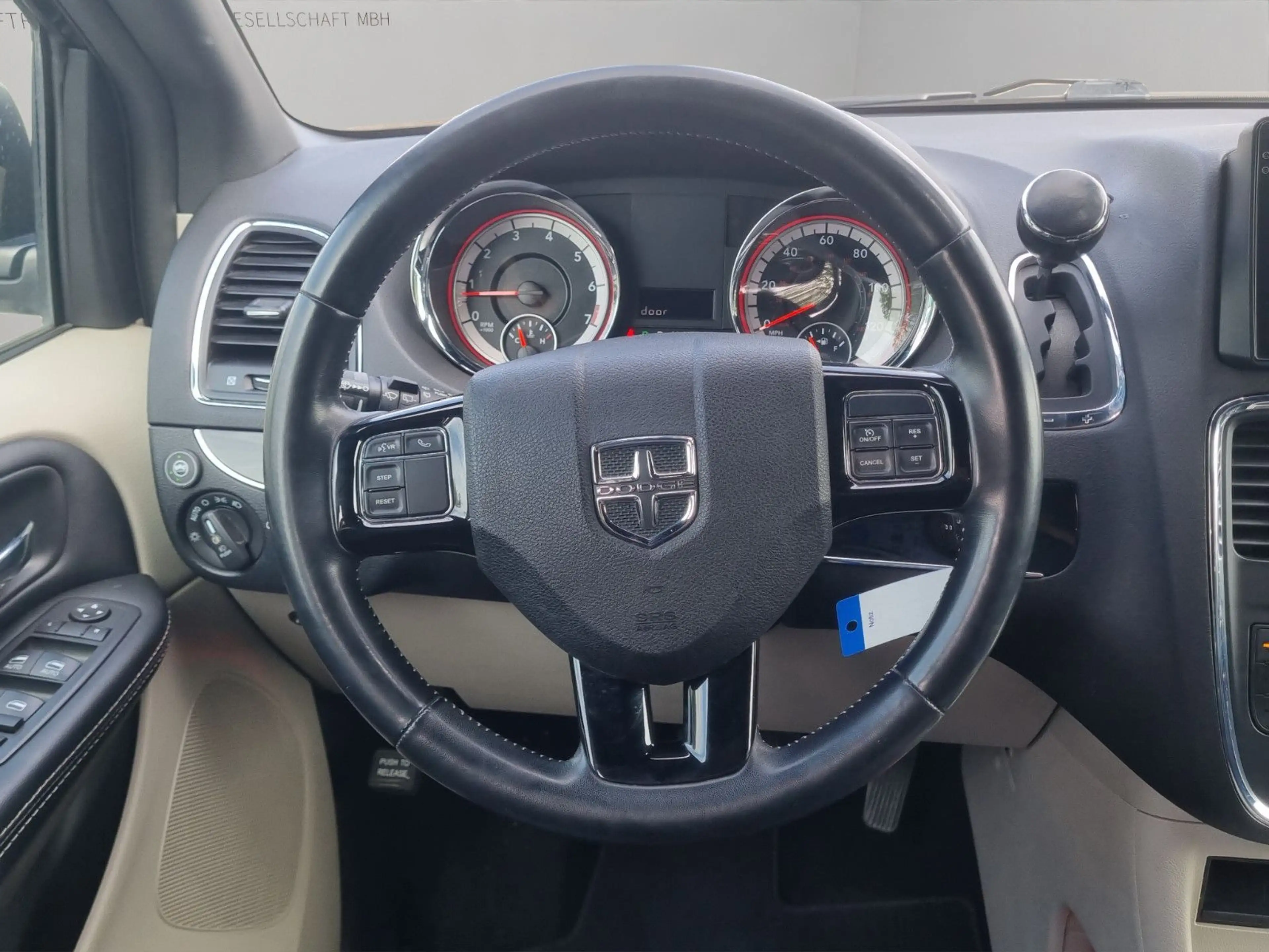 Dodge Grand Caravan 3.6 V6 SXT R/T — photo 10