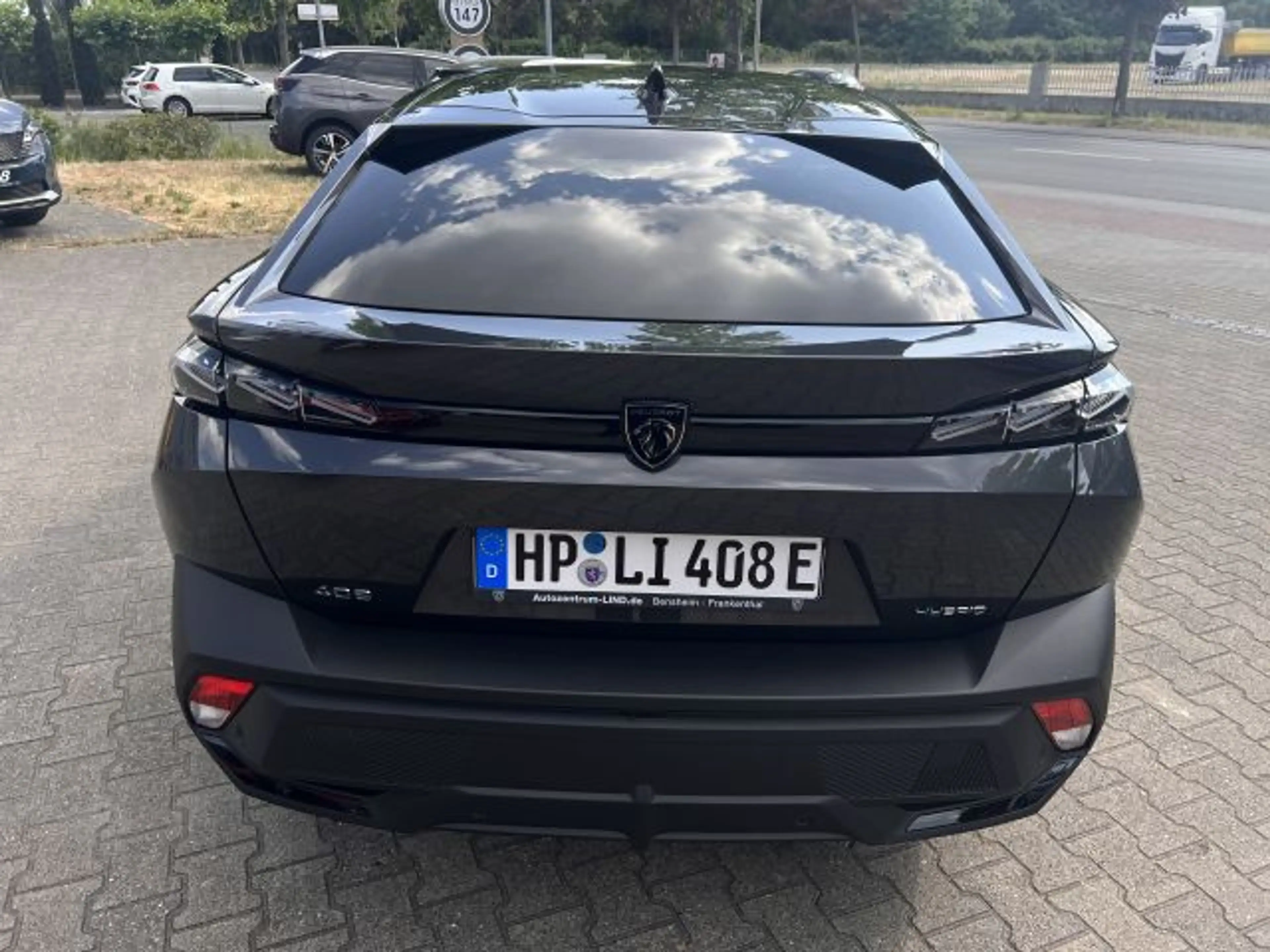 Peugeot 408 GT Hybrid 225 e-EAT8 — photo 5