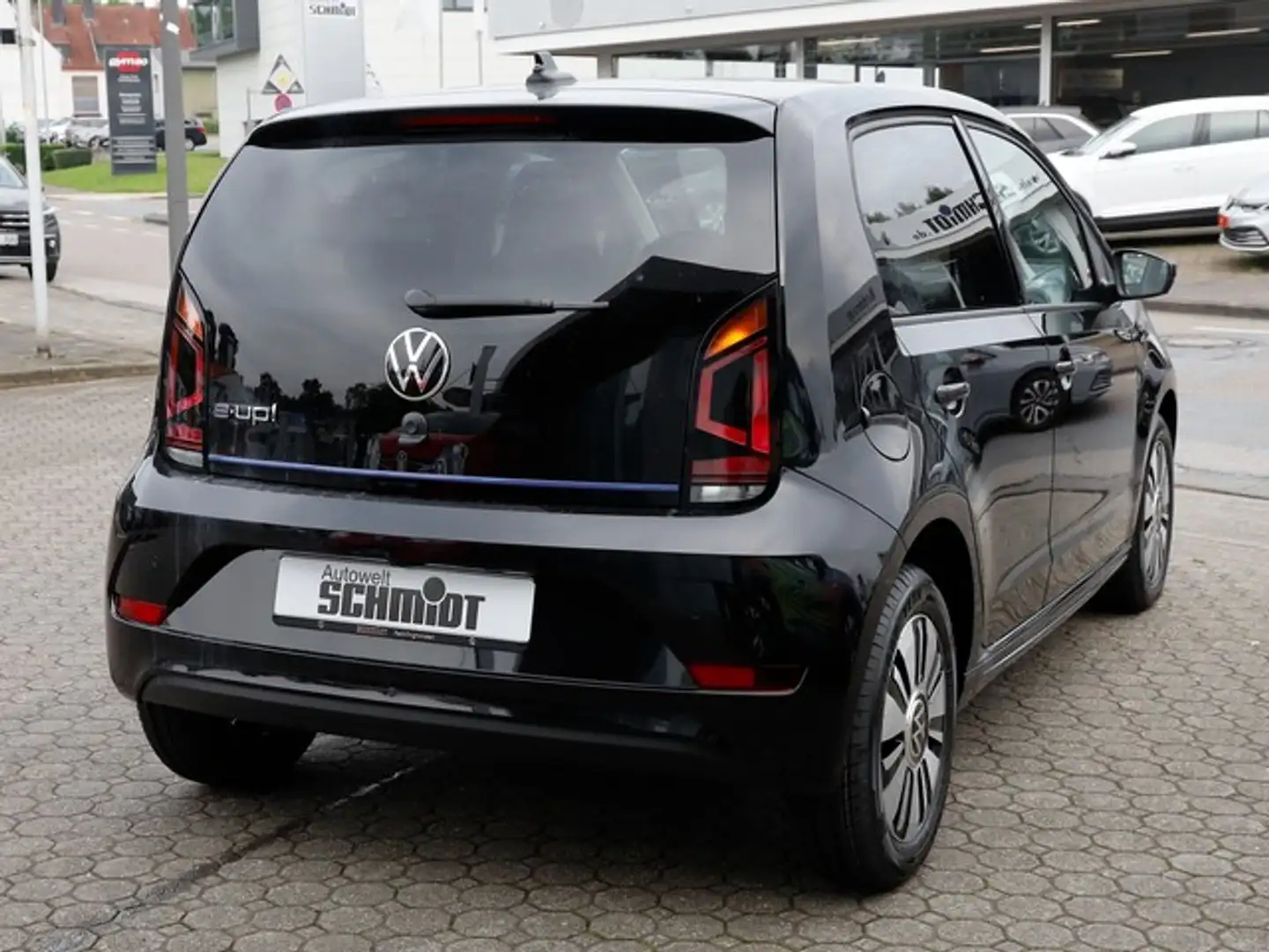 Volkswagen e-up! Edition Style Plus" Black - 2