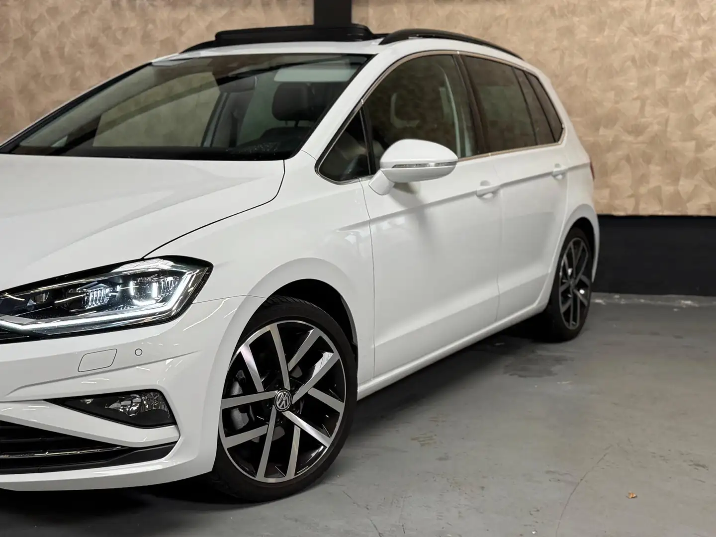 Volkswagen Golf Sportsvan 1.5 TSI ACT Highline Edition | Dynaudio | Pano | K Bianco - 2