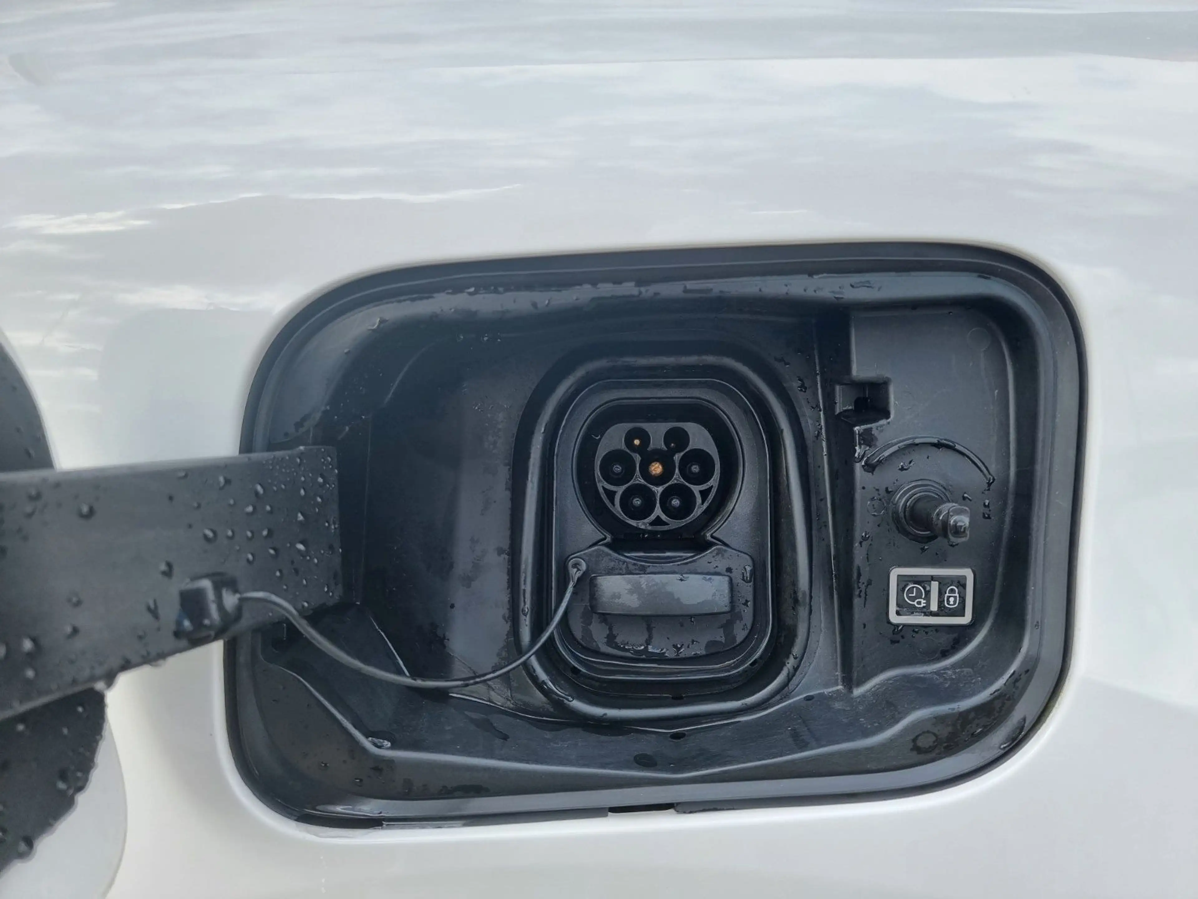 Citroen C4 ë  Lim. Feel Pack *KLIMA*TEMPO*CAM*NAVI*SHZ — photo 10