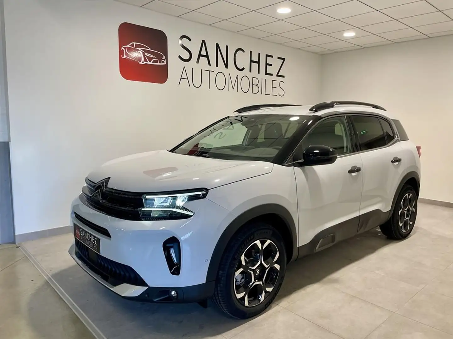 Citroen C5 Aircross PHASE 2 1.5 BLUEHDI 130 EAT8 MAX Blanc - 1