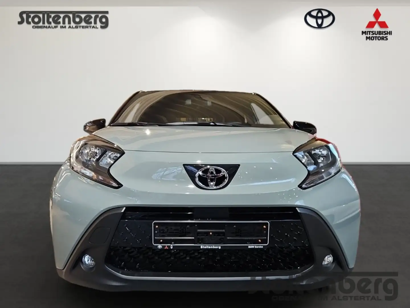 Toyota Aygo X 1.0 Teamplayer ACC Apple CarPlay Android Auto DAB Grün - 2