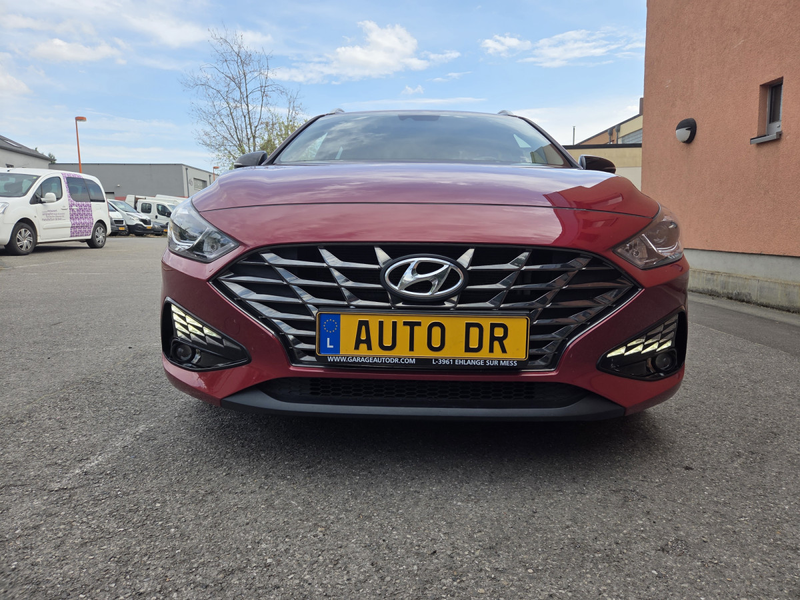Hyundai i30 SW 1.6 CRDI 136 CV BVA Garantie 12 Mois — photo 8
